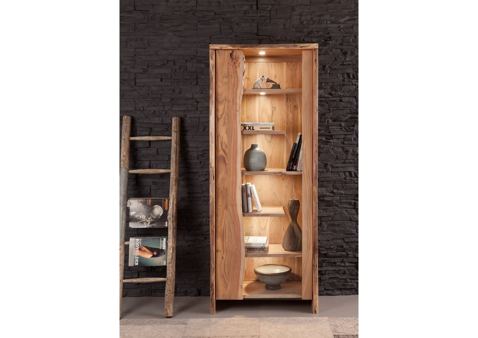 Massivmoebel24 Standvitrine PURE ACACIA (Vitrine Akazie 81x45x204 natur lackiert PURE ACACIA #107) Vitrine Akazie 81x45x204 natur lackiert PURE ACACIA #107