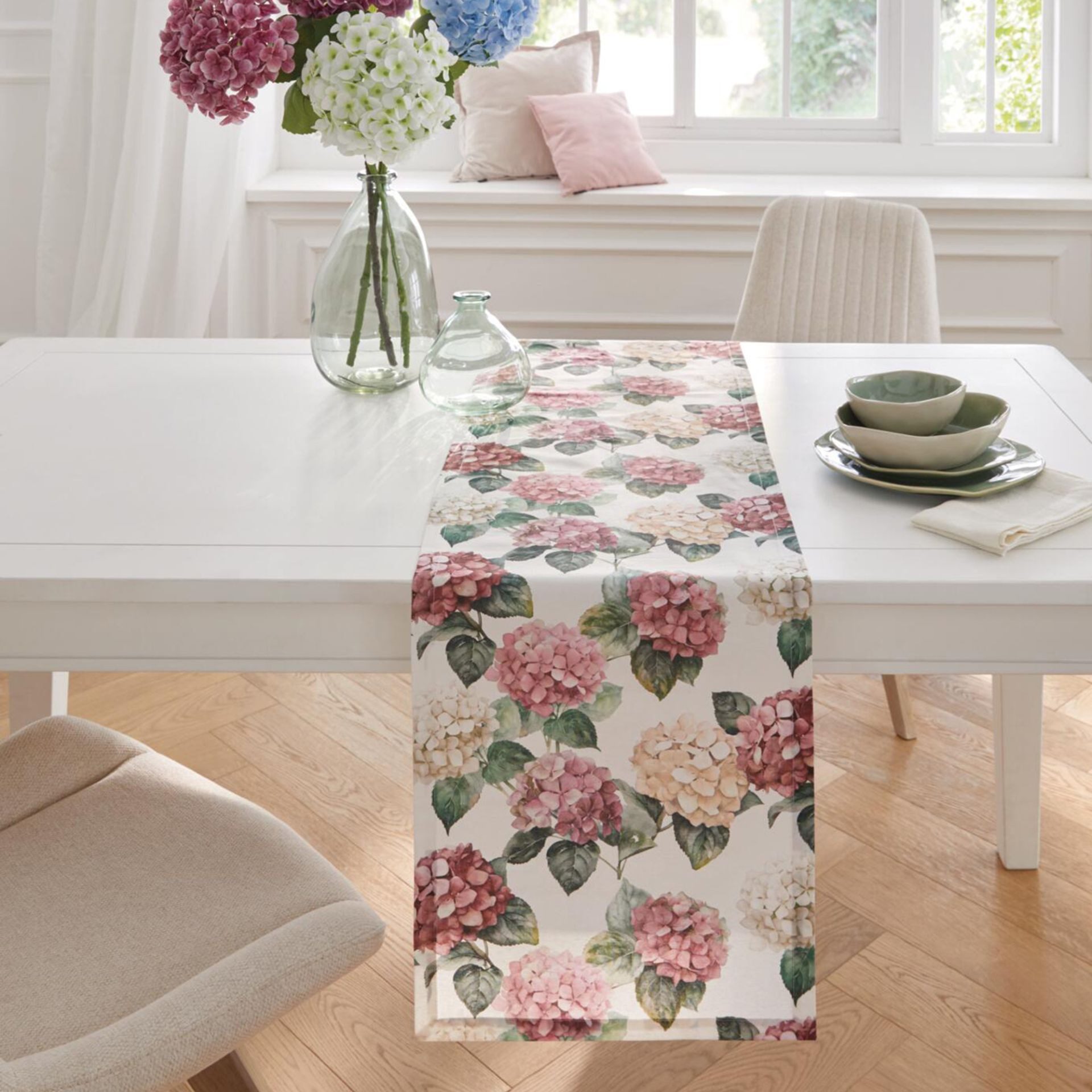 Home-trends24.de Tischläufer Hortensien Tischläufer Tischdecke Blumen Tisch Deko 40 x 140 cm (1-tlg)