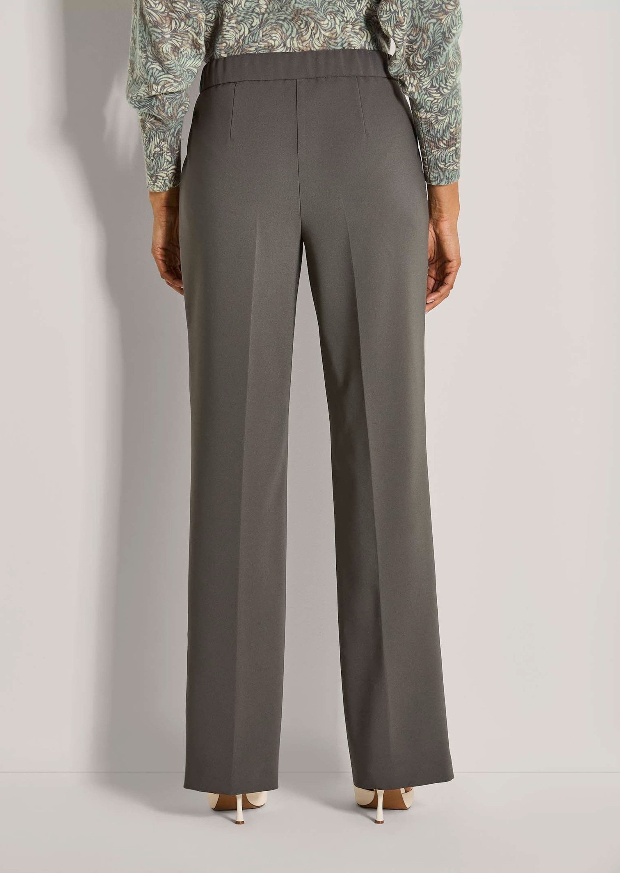 MADELEINE Stoffhose Elegante Damenhose mit Bügelfalten Weite Hose mit bequemem Schlupfbund, elastisch und modern