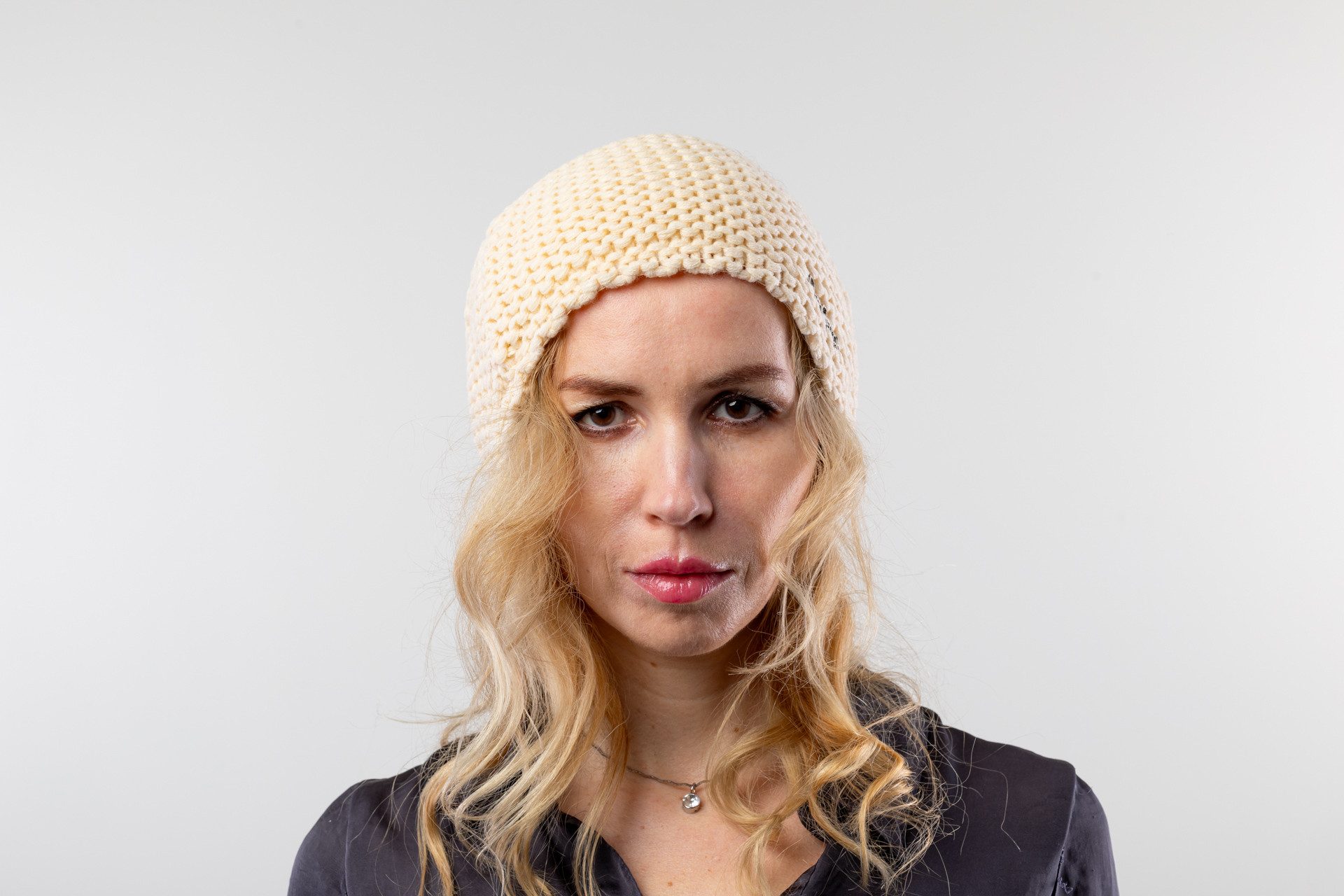 DanCarol Strickmütze DCW-803-Warmer Gestrickter Stoff für angenehmen Tragekomfort