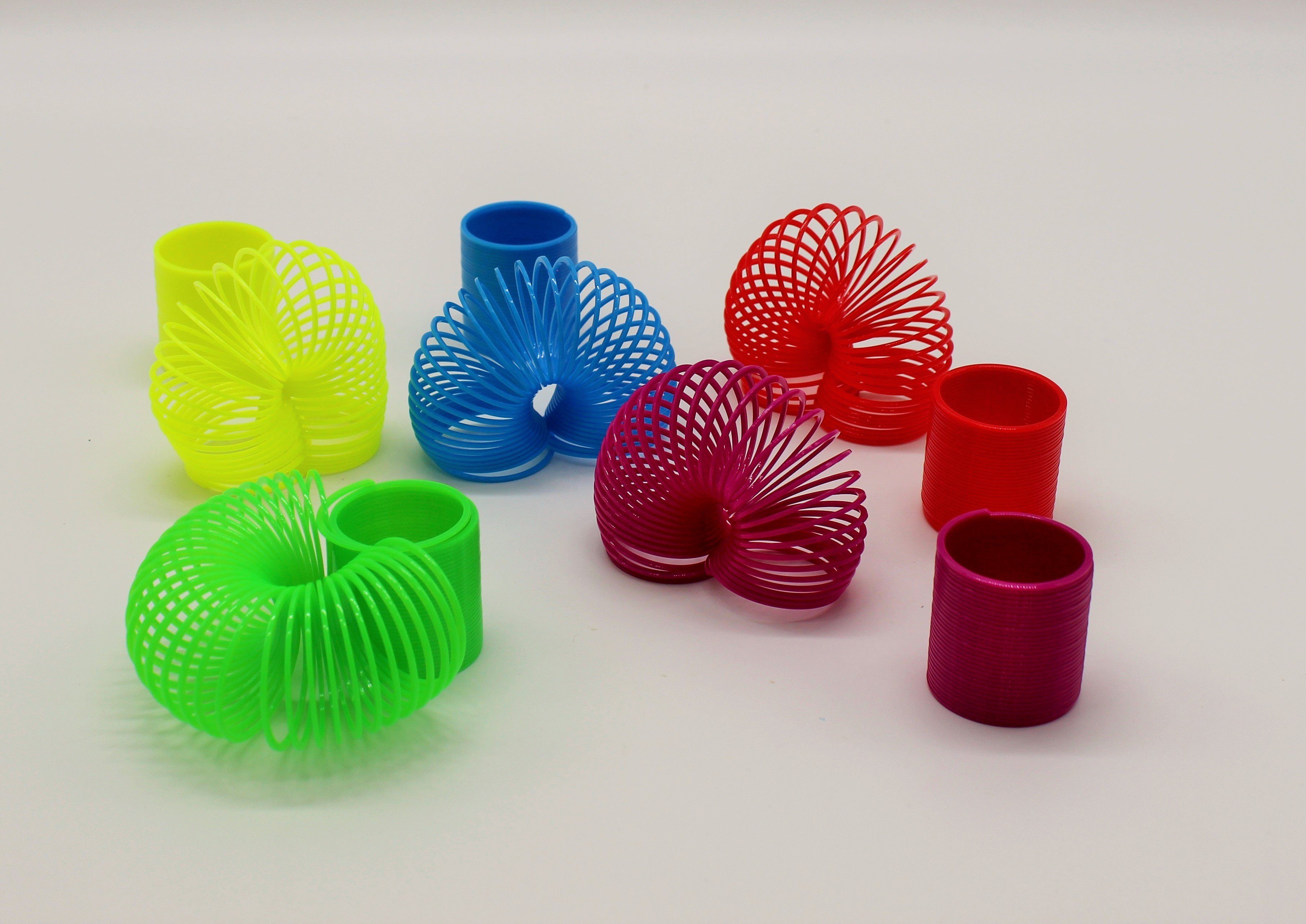 Luna24 simply great ideas... Stapelspielzeug Mini Spirale, 60tlg. Kinderspaß, Spielzeug mit Suchtfaktor., (60-tlg)