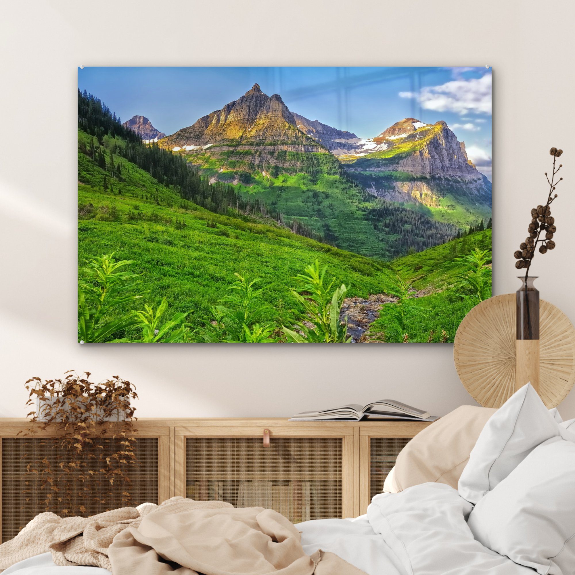 USA, Glacier National in Schlafzimmer Grün Park MuchoWow & im (1 Acrylglasbild gefärbte Wohnzimmer Berge den Acrylglasbilder St),