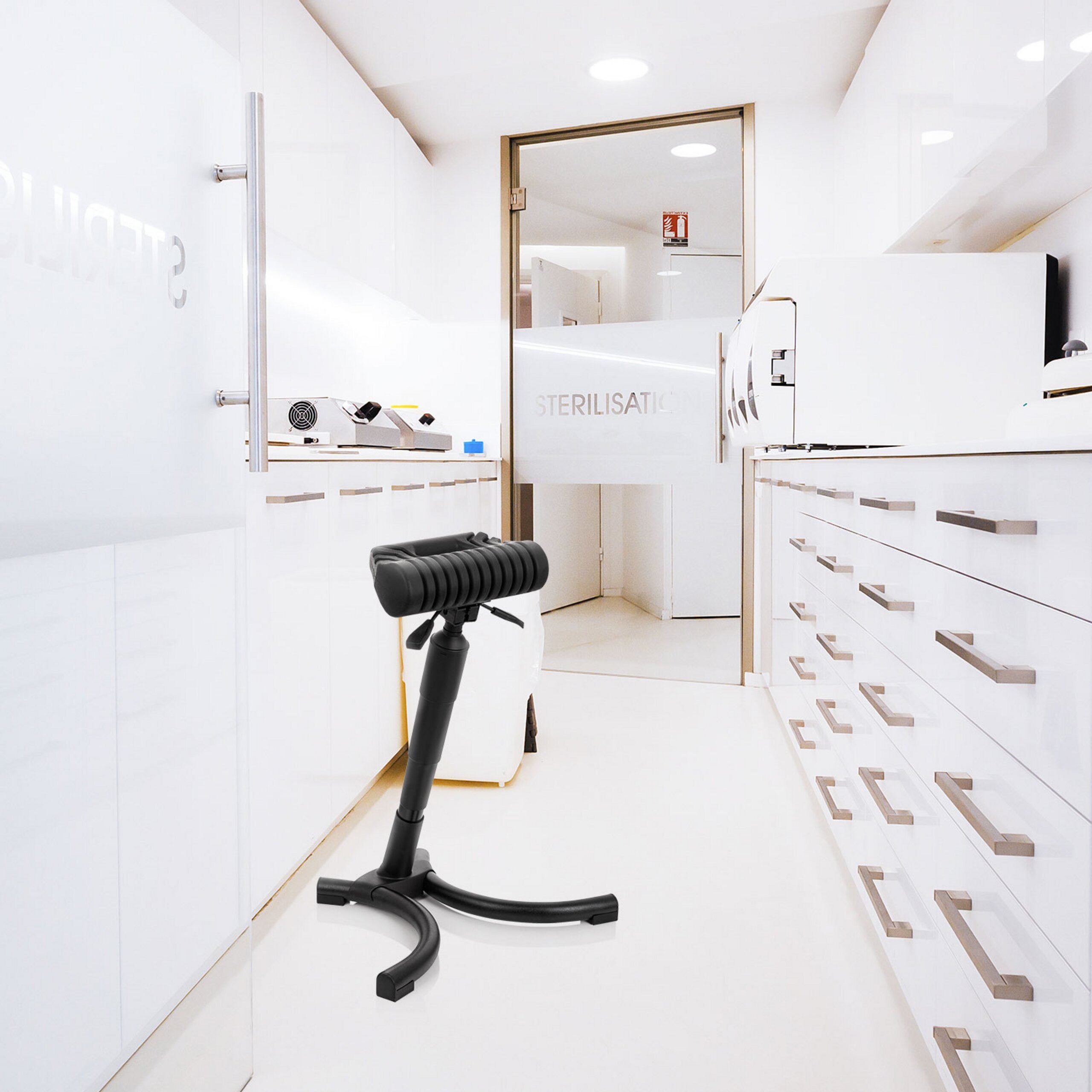 hjh OFFICE Stehhilfe TOP WORK 33 Arbeitshocker Hartschaum Höhe, Ergonomischer Stehsitz, höhenverstellbar, Rutschhemmende Sitzfläche