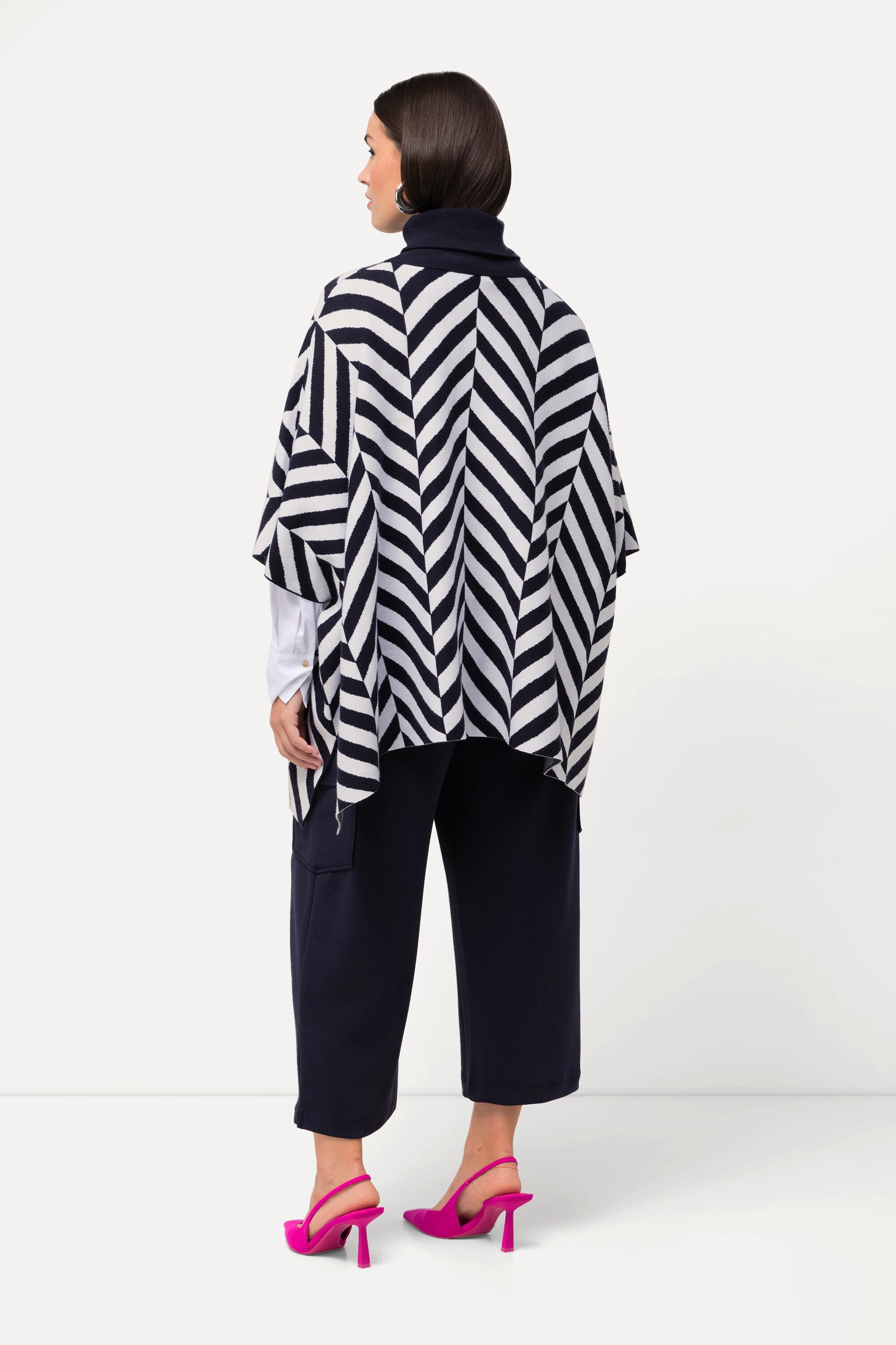 Ulla Popken Pullunder Strick-Cape Jacquard Rollkragen Poncho