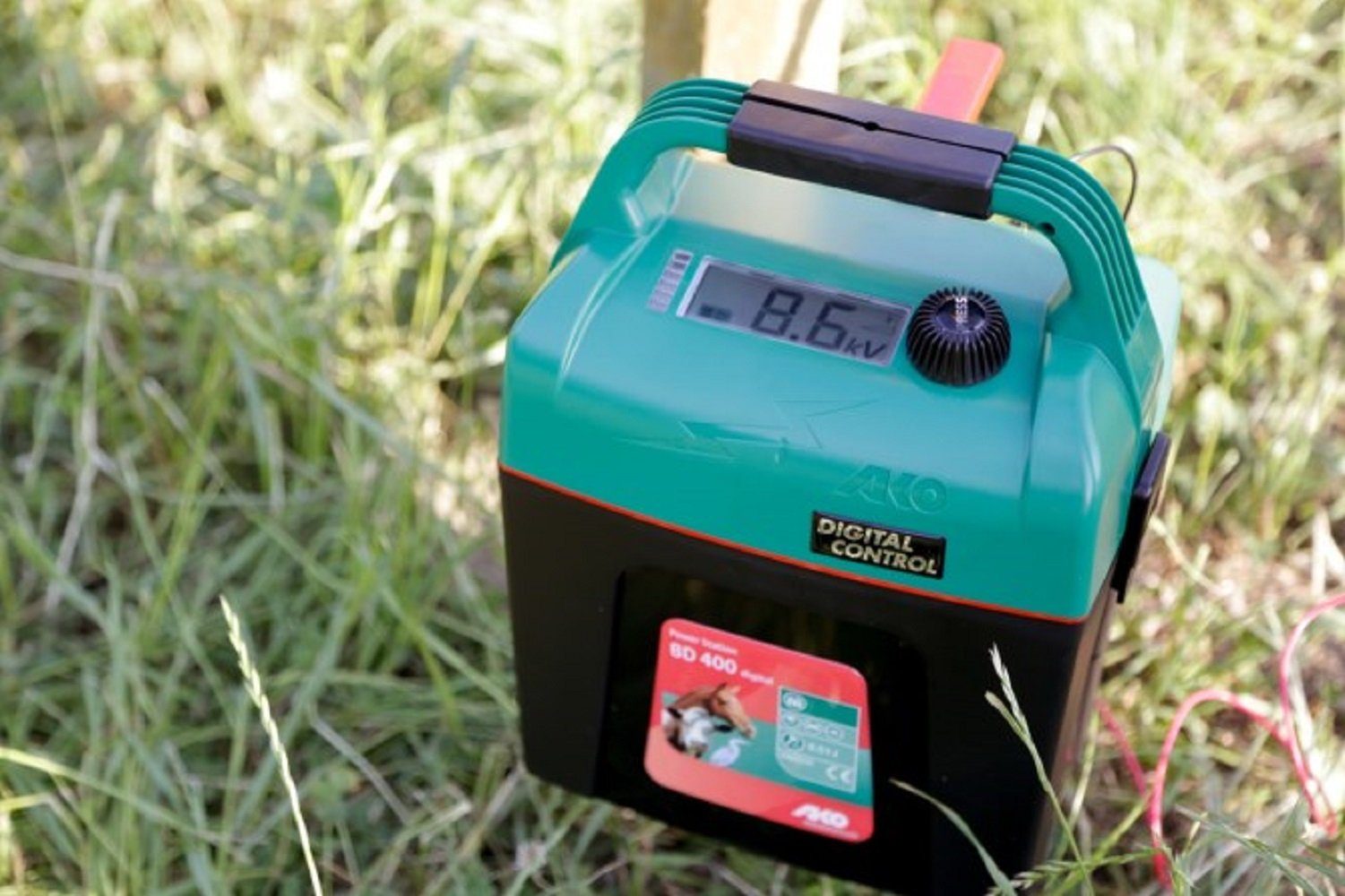 Kerbl Weidezaungerät Kerbl AKO Power Station BD 400 digital 9V Weidezaungerät 372034