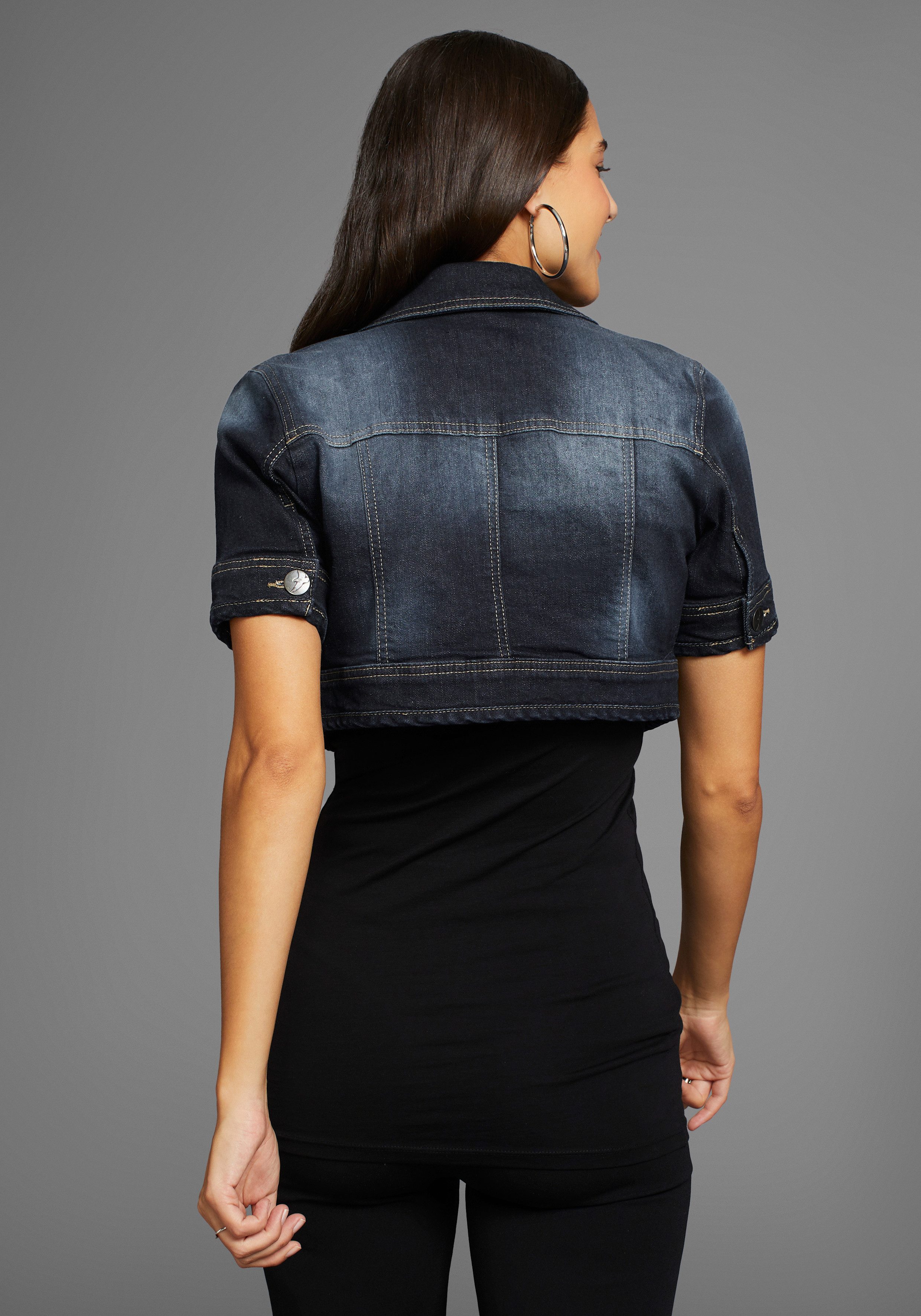 Arizona Jeansjacke aus Baumwollmischung, figurbetont, extrakurz, günstig online kaufen