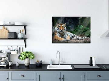 Pixxprint Glasbild Liegender Tiger, Liegender Tiger (1 St), Glasbild aus Echtglas, inkl. Aufhängungen und Abstandshalter