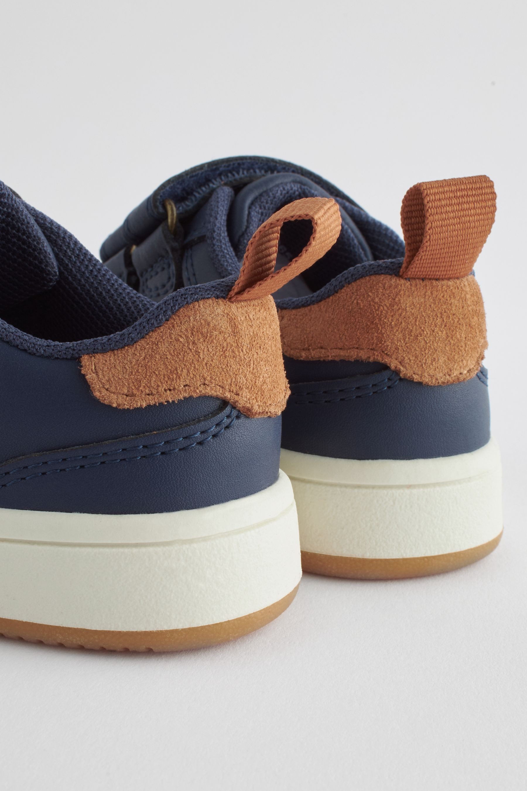 Next Baby Lederschuhe für Laufanfänger, weite Passform Lauflernschuh (1-tlg)