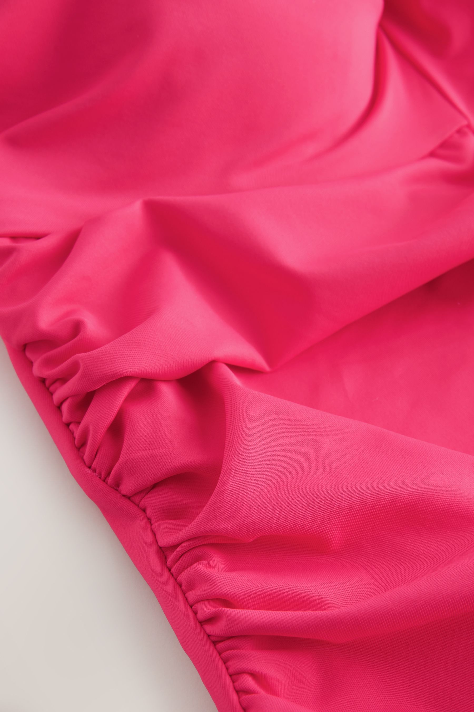 Next Badeanzug Bauchformender Bandeau-Badeanzug mit Bügel, F-K (1-St)