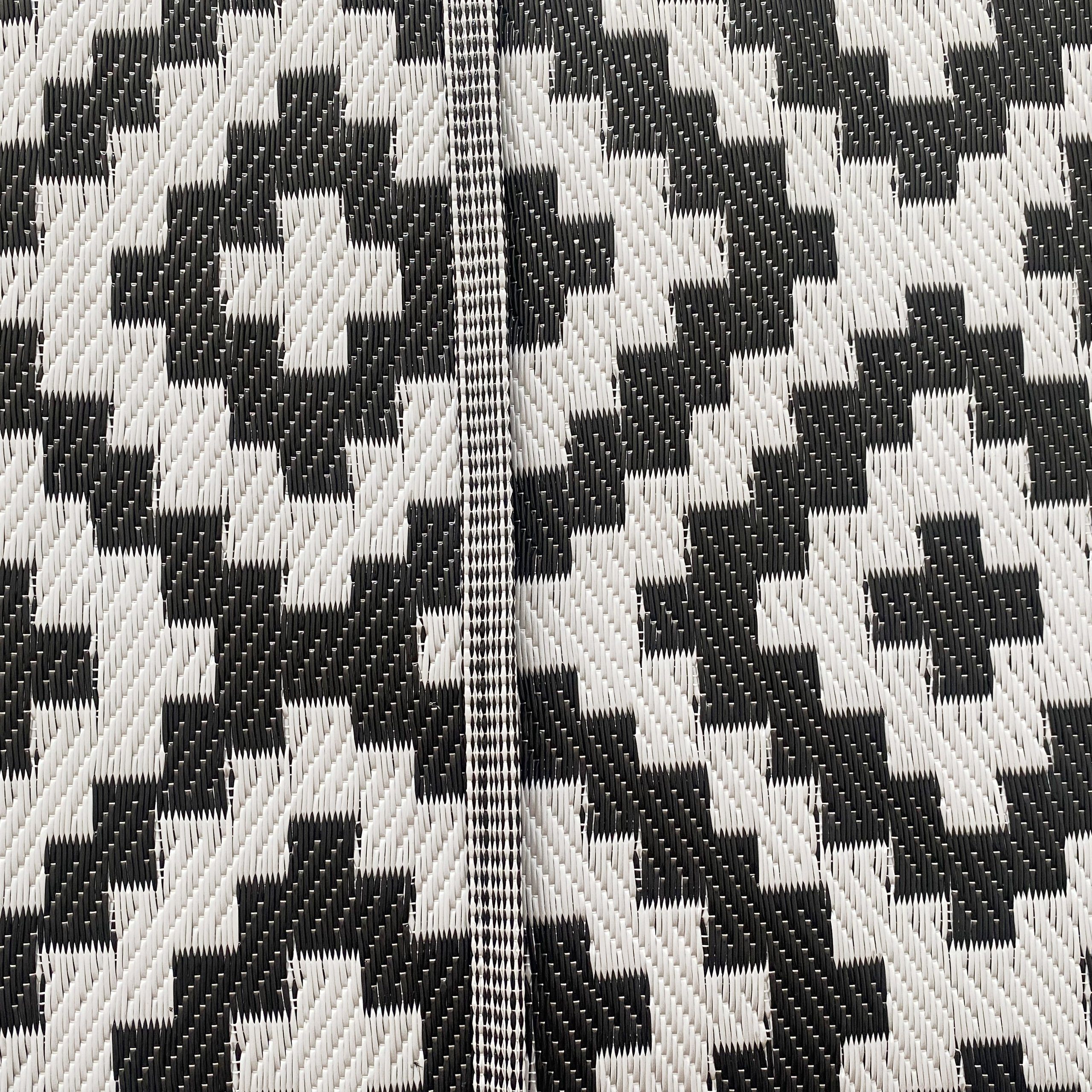 Carpetia Outdoorteppich Strapazierfähiger Ethno-Outdoor-Teppich in schwarz günstig online kaufen