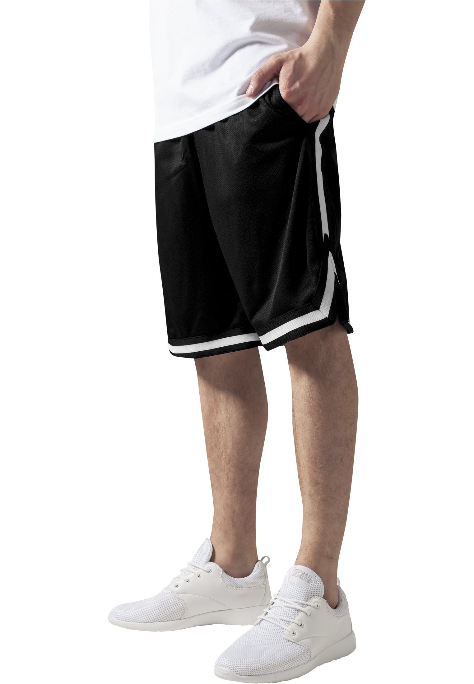 URBAN CLASSICS Stoffhose Herren (1-tlg) Mesh black/white Shorts Stripes