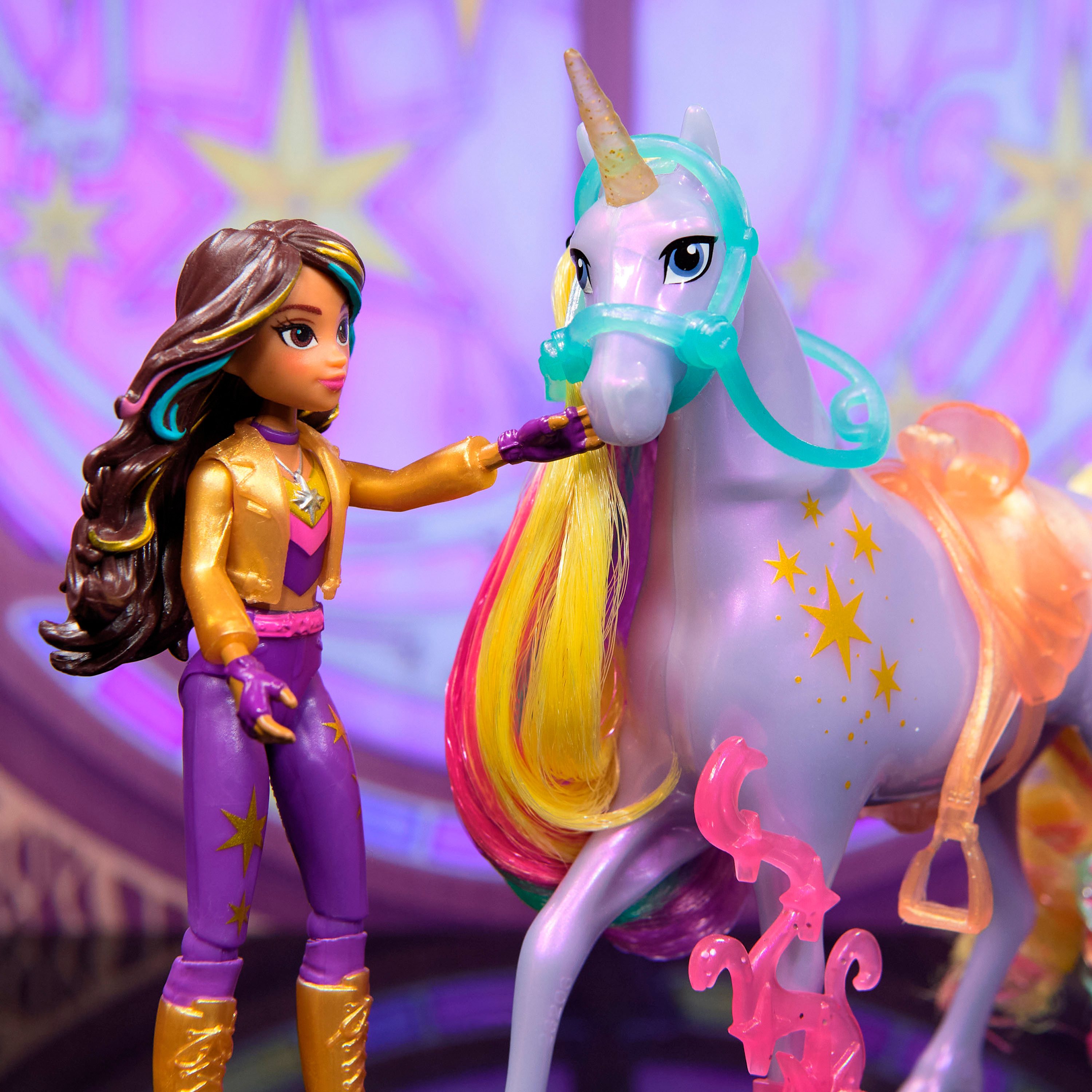 Spin Master Anziehpuppe Unicorn Academy - Sophia & Einhorn Wildstar, mit echter Mähne – Bild 5 von 5