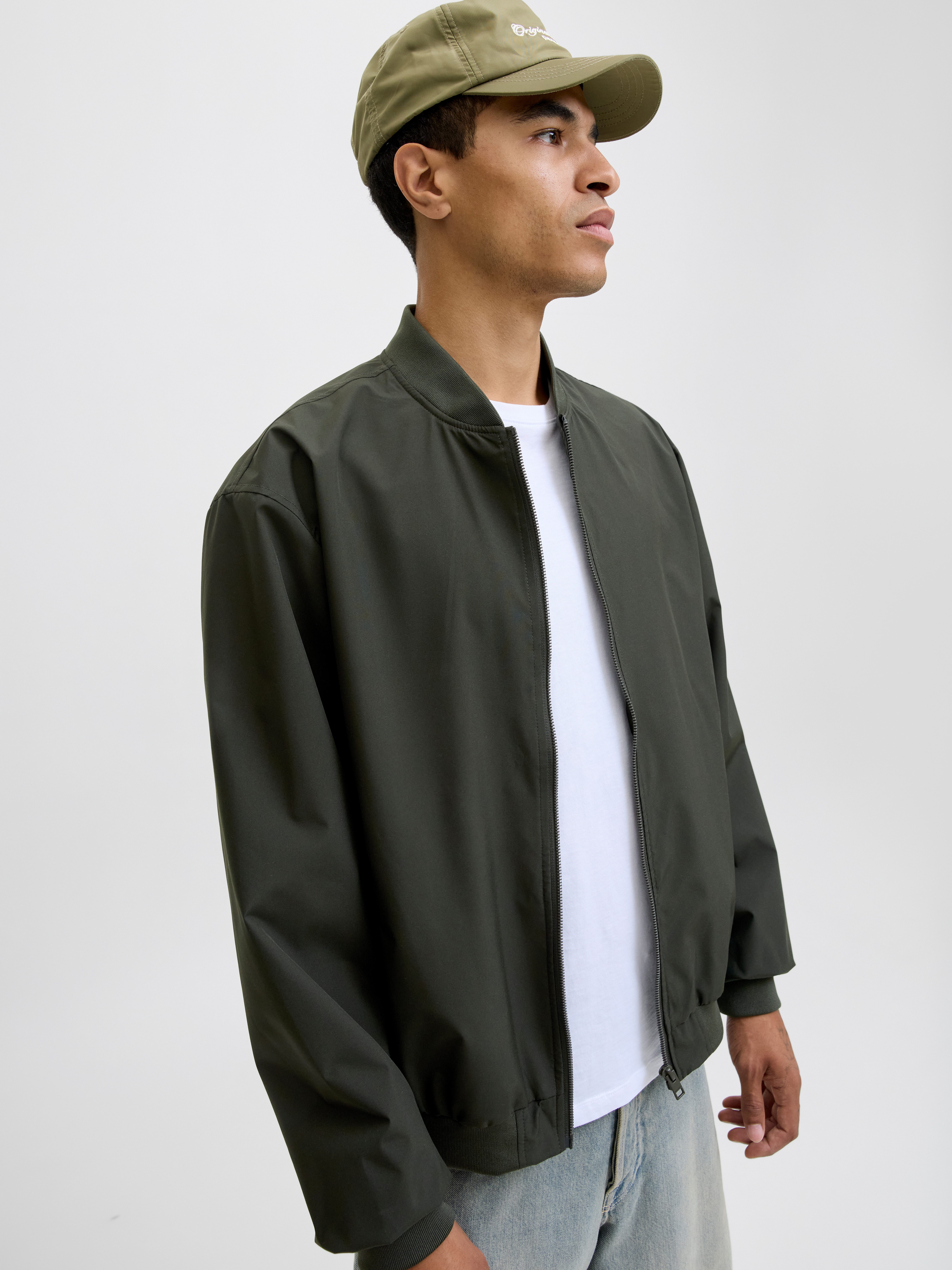 Jack & Jones Bomberjacke JJECHARGE BOMBER JACKET NOOS mit Rippbündchen
