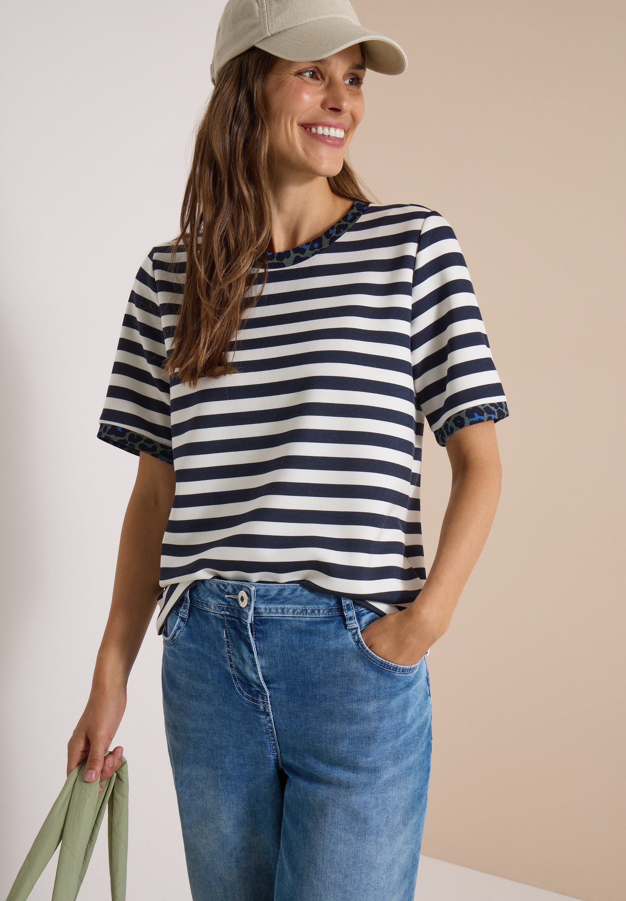 CECIL T-Shirt mit Animal-Print Details, Softer Viskosemix, Rundhals – Bild 4 von 5
