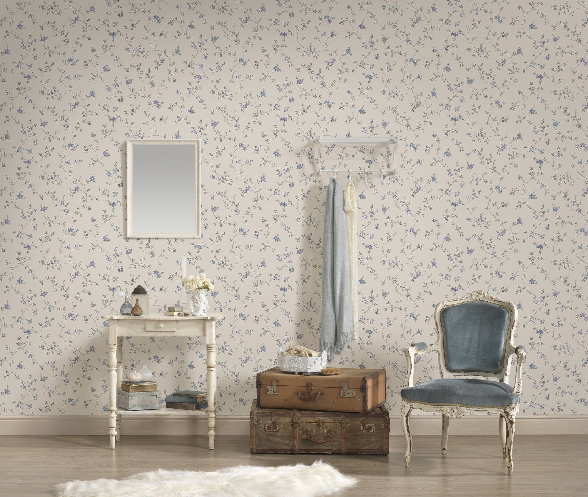 Bricoflor Blumentapete Vintage in Blau Weiß Romantische Tapete mit Blumen I günstig online kaufen