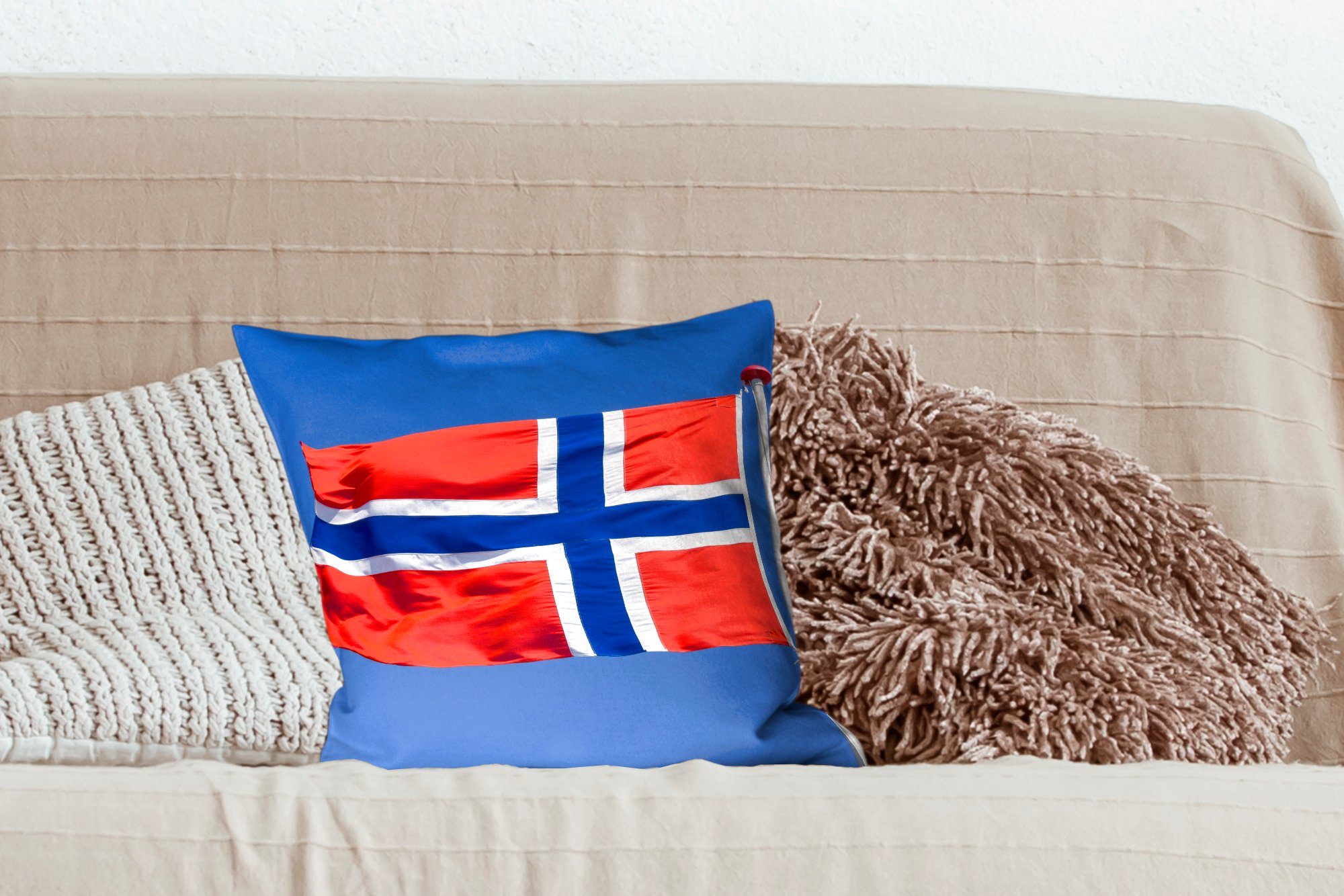 MuchoWow Dekokissen Norwegische Flagge am für Wohzimmer, mit Sofakissen Zierkissen Deko, Himmel, Füllung Schlafzimmer, blauen