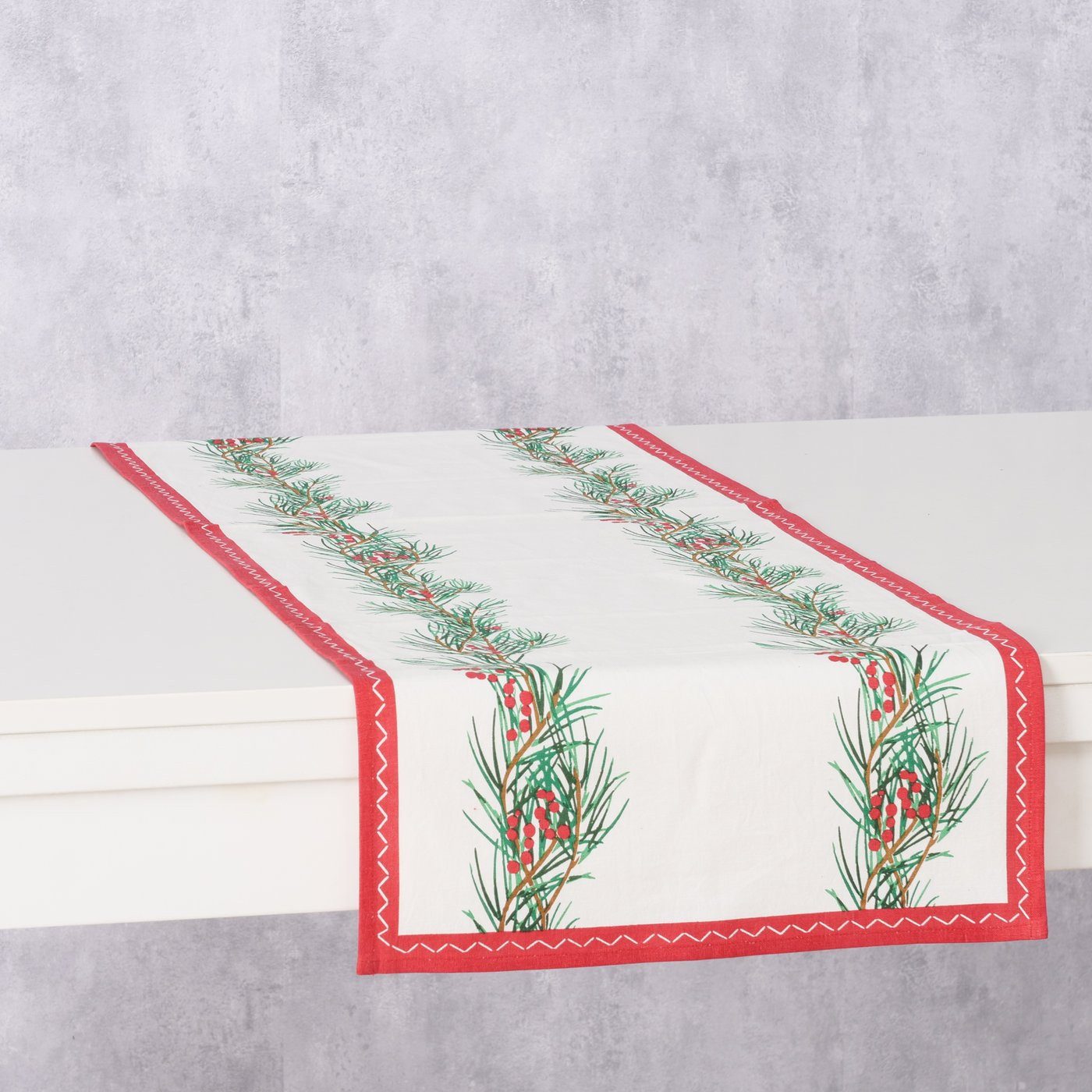 BOLTZE GRUPPE GmbH Tischdecke Weihnachtlicher Tischläufer aus Baumwolle CHARLENE, 140 cm (Tischdecken 1-tlg)