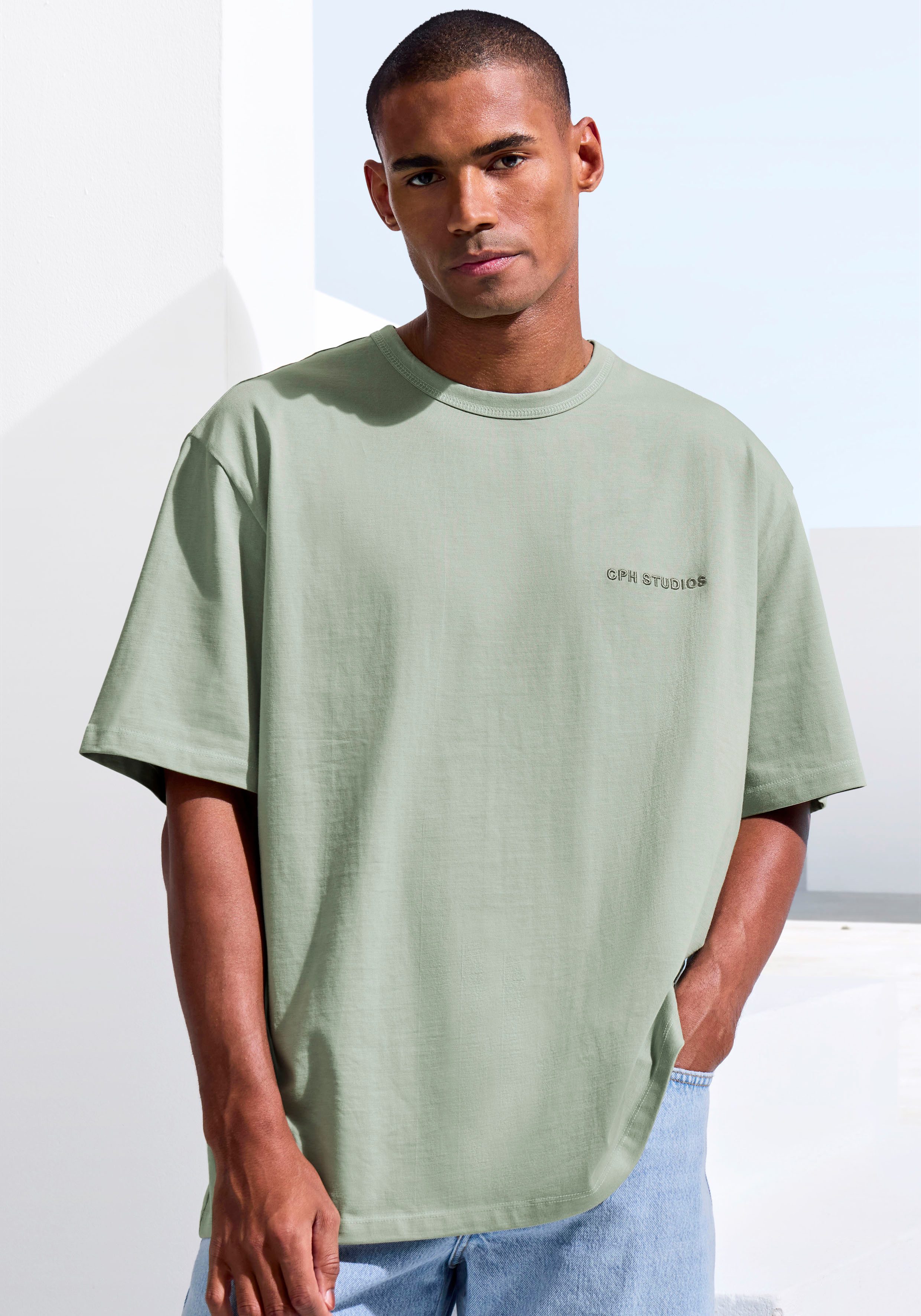 Copenhagen Studios T-Shirt mit hochwertiger Logostickerei, günstig online kaufen