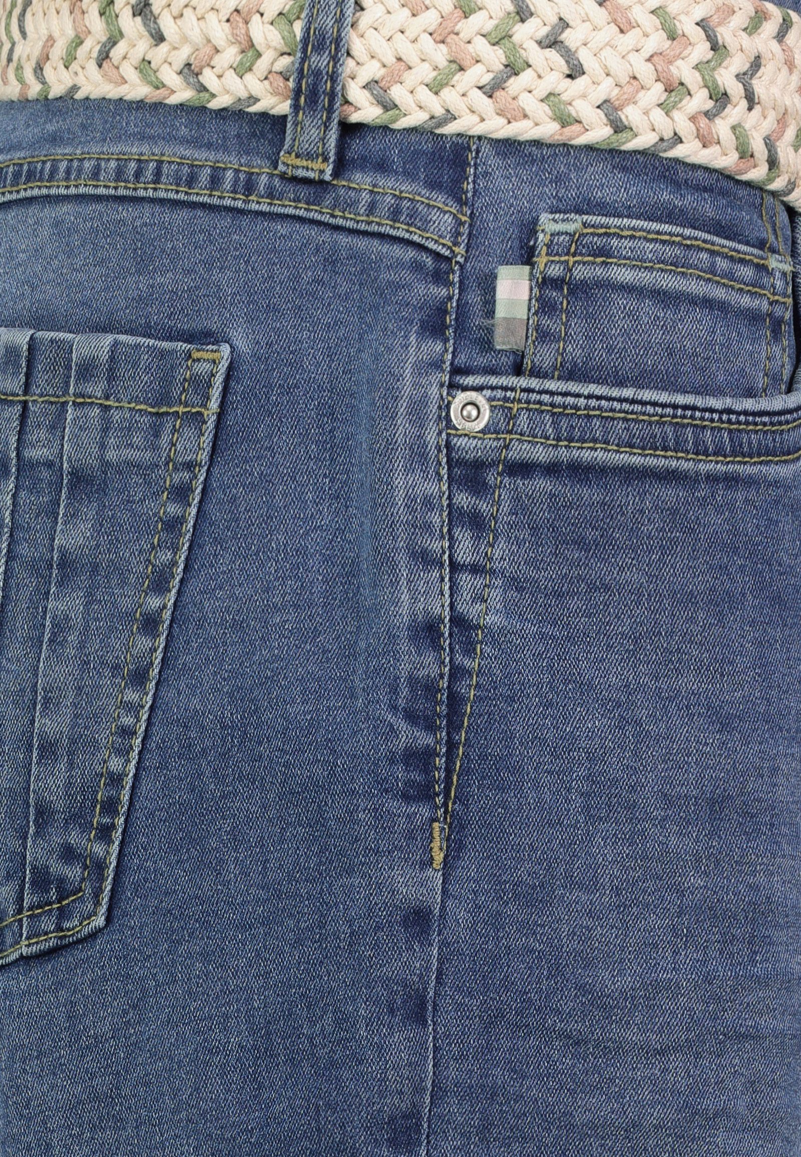 SUBLEVEL Jeansshorts mit Flechtgürtel und umgeschlagenem Saum für Damen Baumwolle Regulär geschnitten Fit unifarben elastisch – Bild 5 von 5