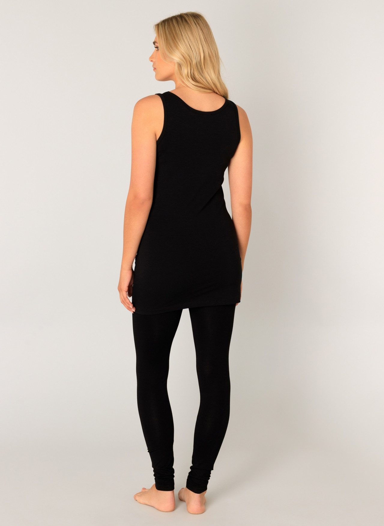 Base Level Longtop Yamin Hüftbedeckende Länge