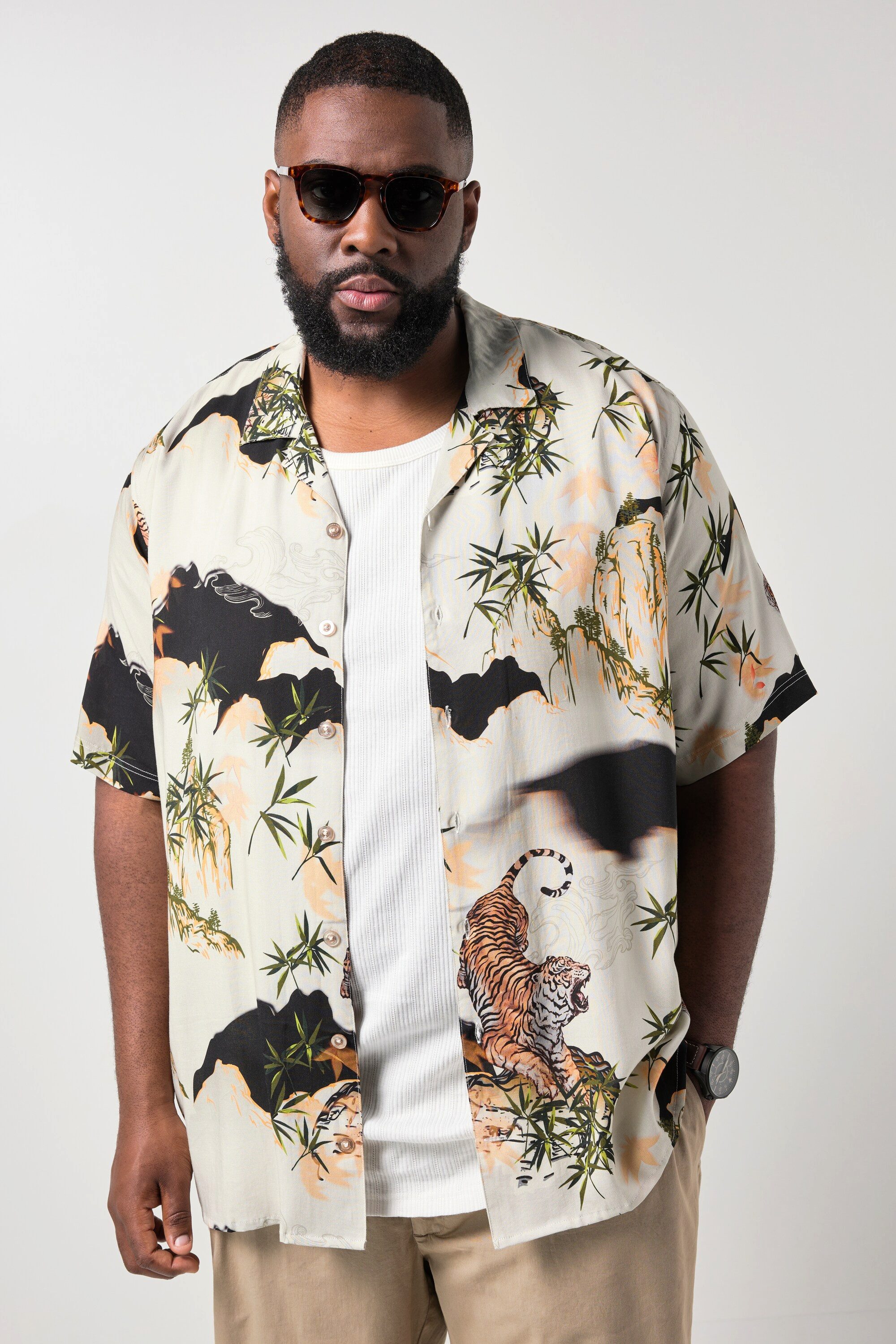 STHUGE Kurzarmhemd Hemd Halbarm Kuba-Kragen Alloverdruck kastiger Fit