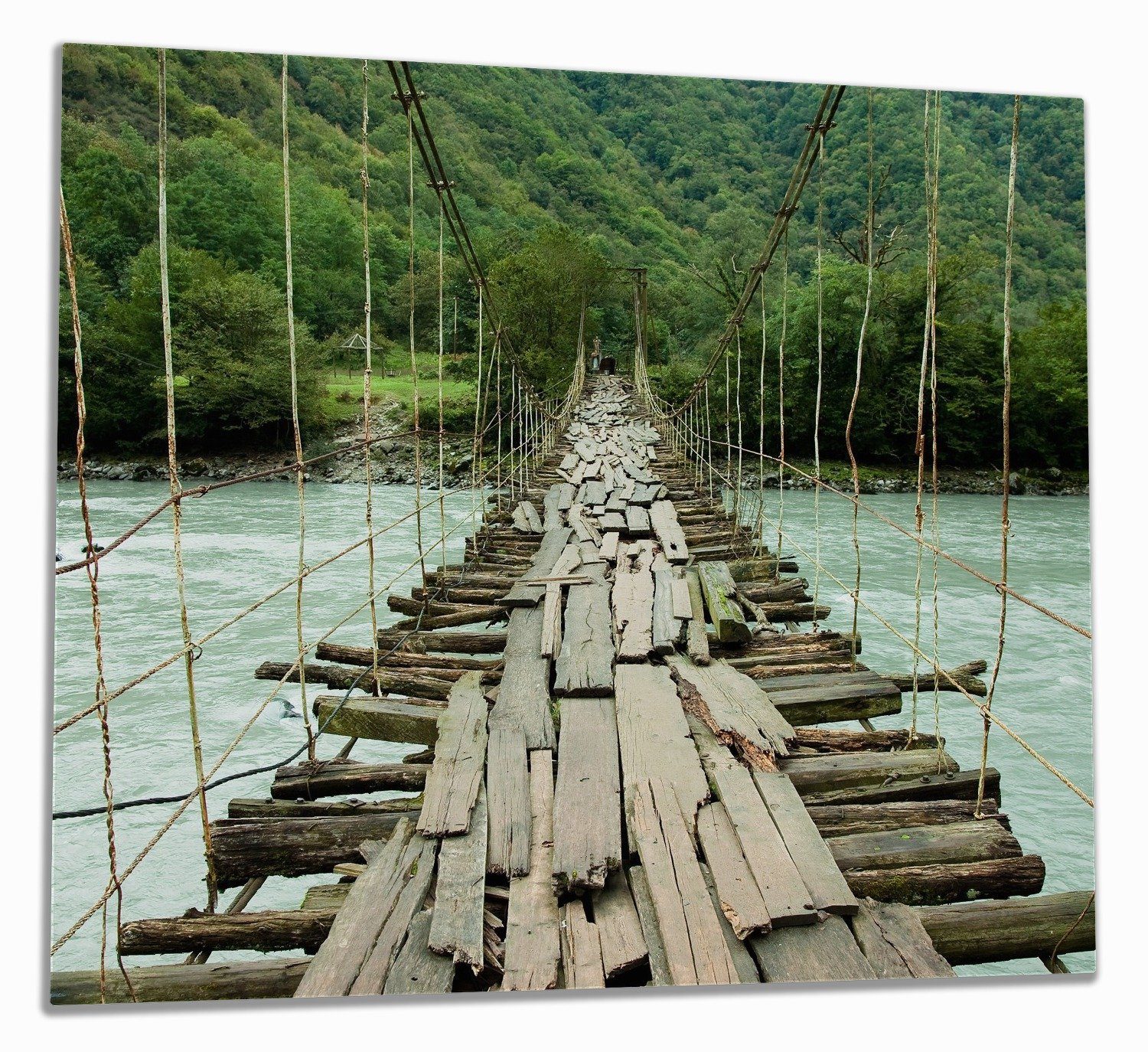 Wallario Herd-Abdeckplatte Alte Hängebrücke über dem Fluss, ESG-Sicherheitsglas, (Glasplatte, 1 tlg., inkl. 5mm Noppen), verschiedene Größen