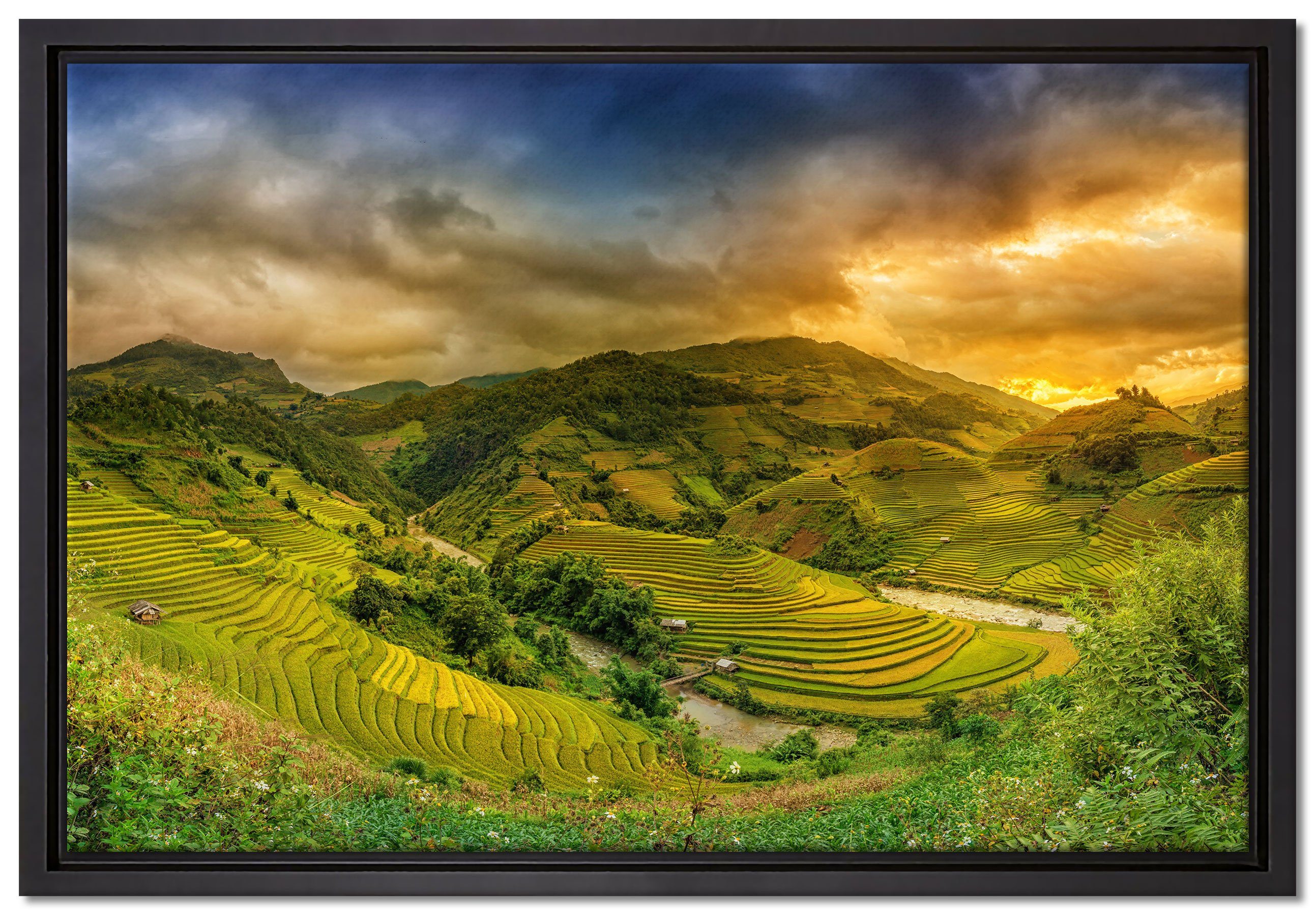 in Leinwandbild gefasst, Leinwandbild Asien, in einem bespannt, eine (1 Berg Pixxprint St), Farm fertig inkl. Zackenaufhänger Wanddekoration Schattenfugen-Bilderrahmen