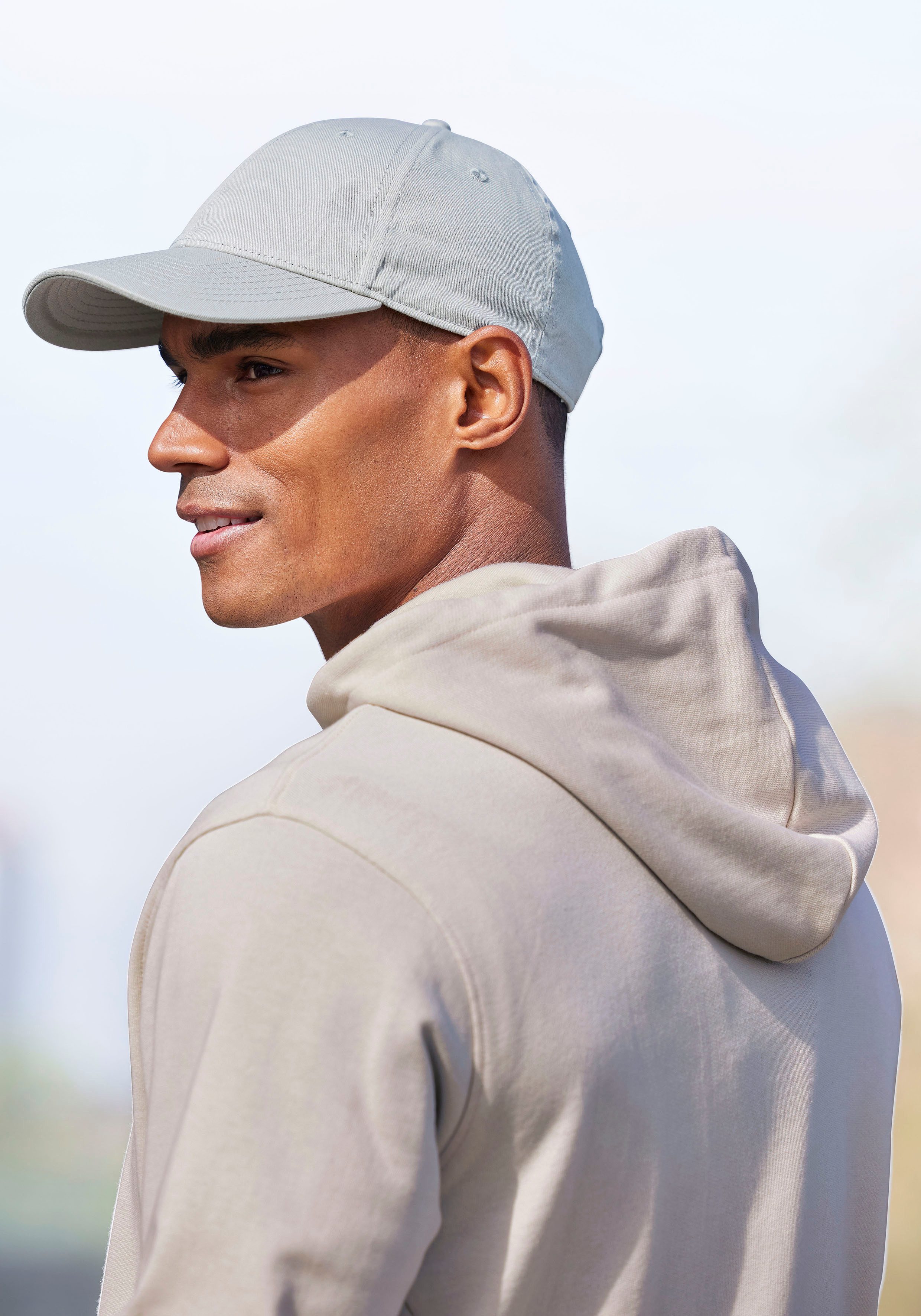 AUTHENTIC LE JOGGER Kapuzensweatjacke Sweatjacke mit Eingrifftaschen aus Baumwoll-Mix