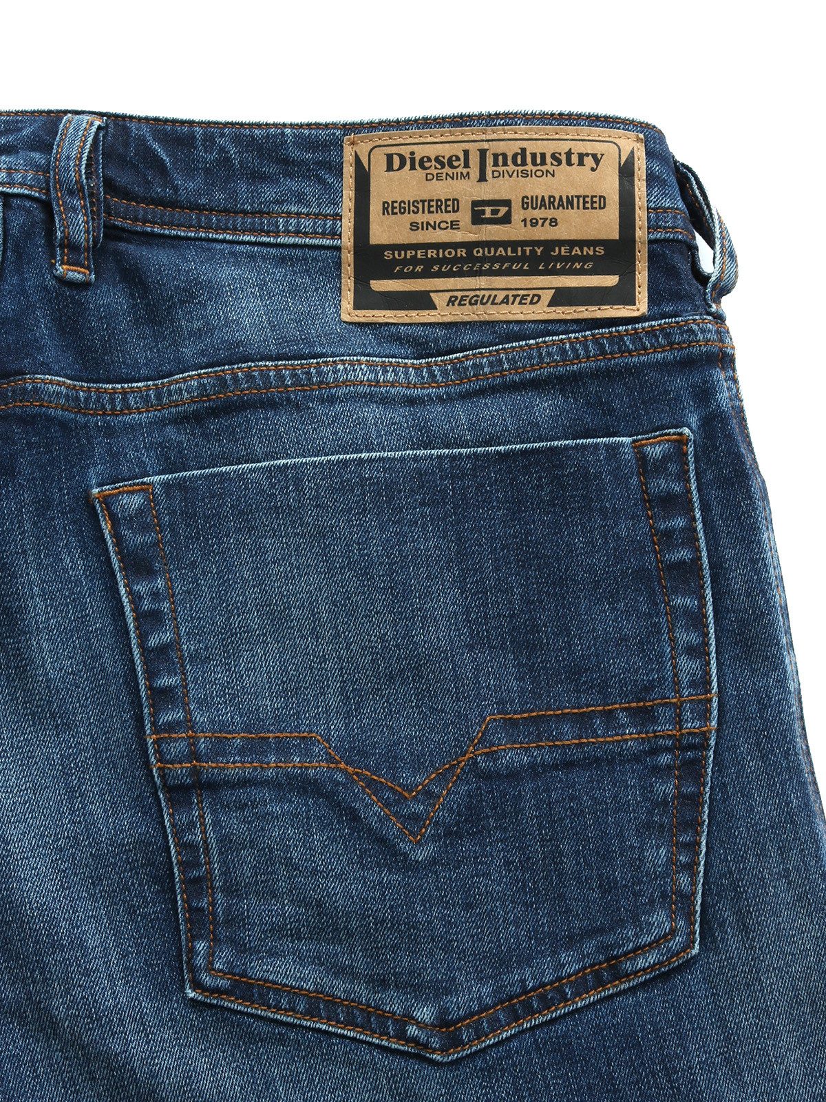 Diesel Bootcut-Jeans reguläre, ausgestellte Beinform - Zatiny-X RB062 - Länge:32