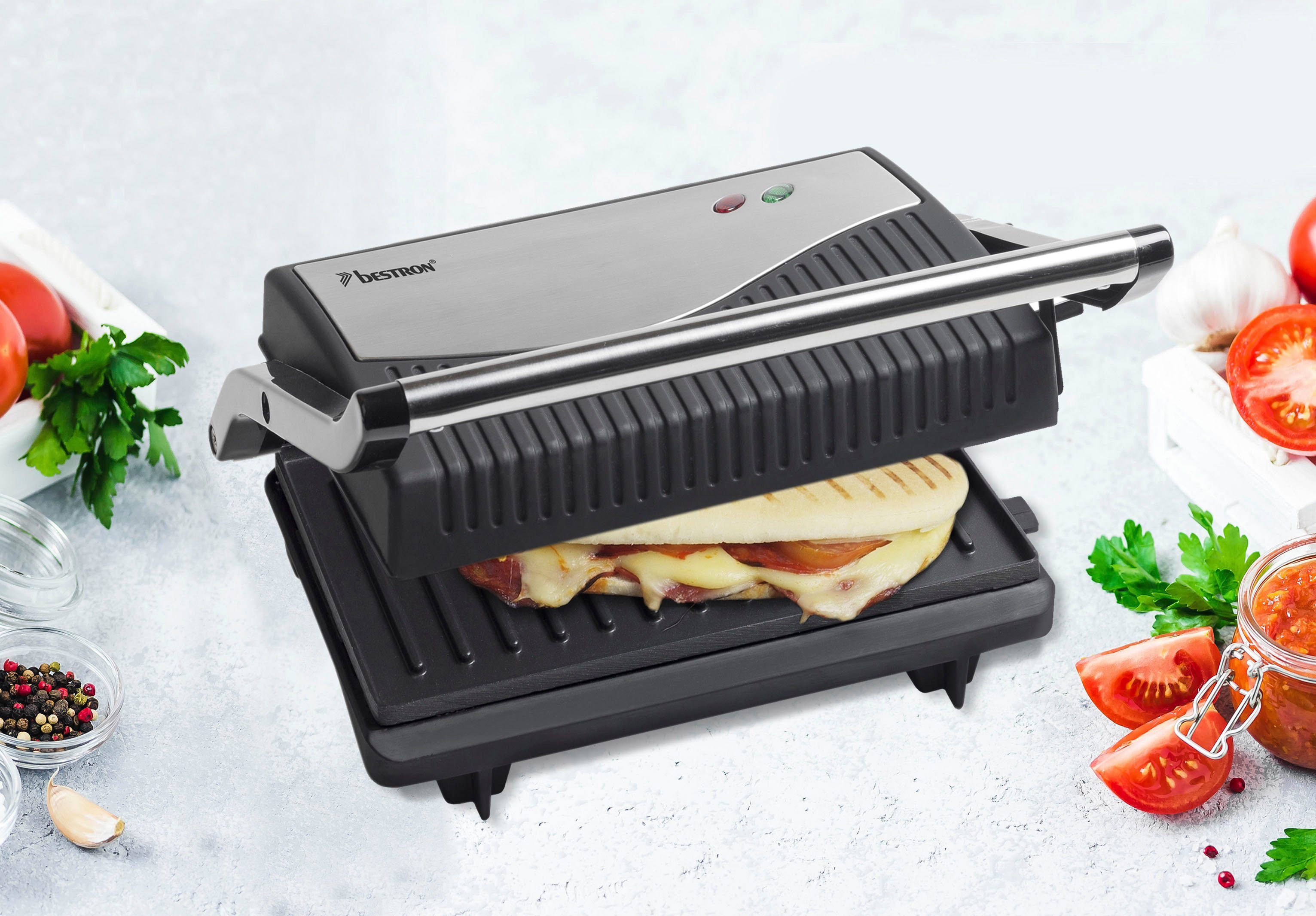 Sandwich-/Panini-Kontaktgrill, ausklappbarer APG150, Kontaktgrill bestron W, antihaftbeschichtet 750