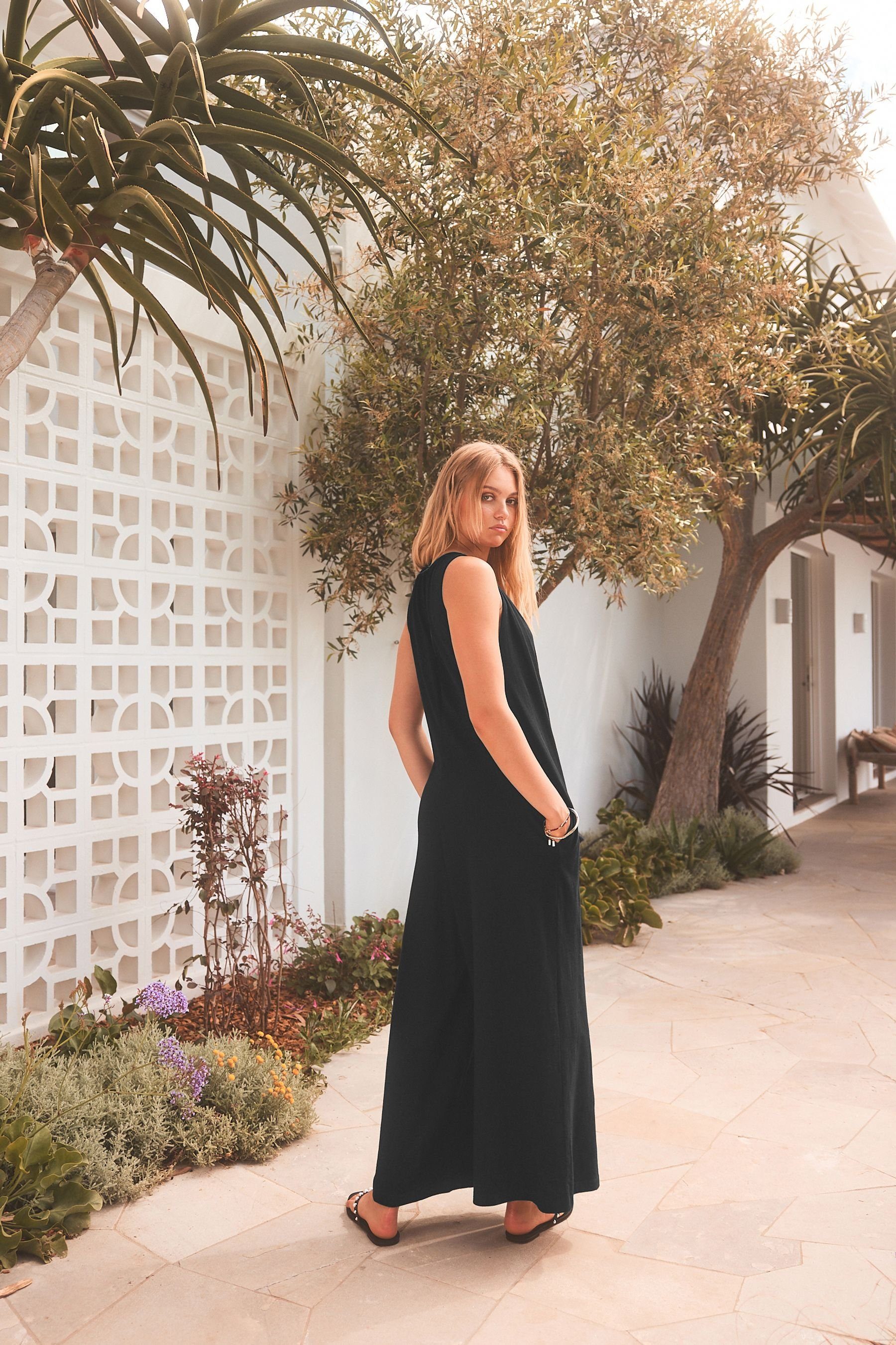 Next Jumpsuit Ärmelloser Overall (1-tlg)