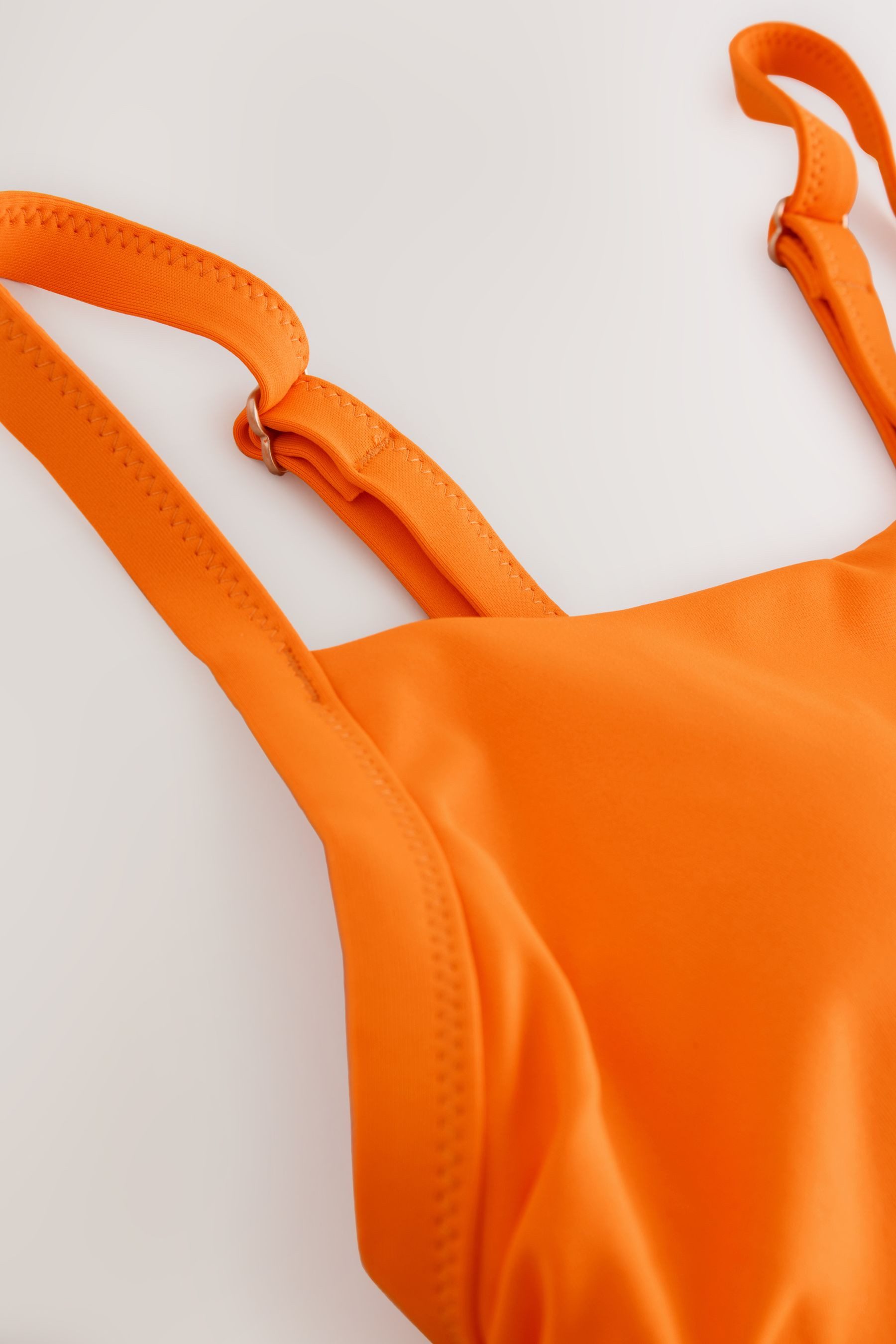 Next Badeanzug Bauchformender Badeanzug mit U-Boot-Ausschnitt (1-St) günstig online kaufen