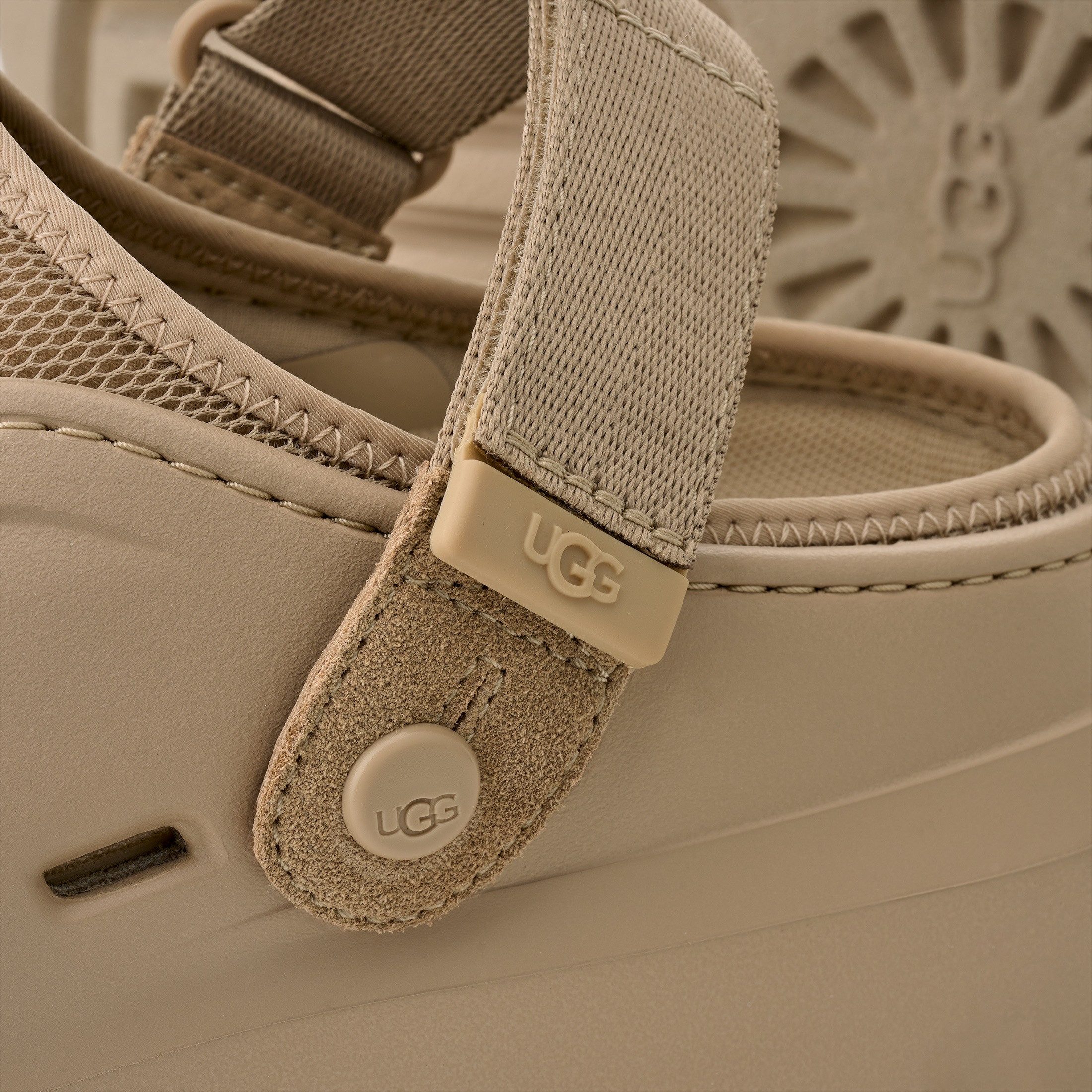 UGG PEAK MOD Clog Flats, Schlupfschuh, Mule mit Fußbett