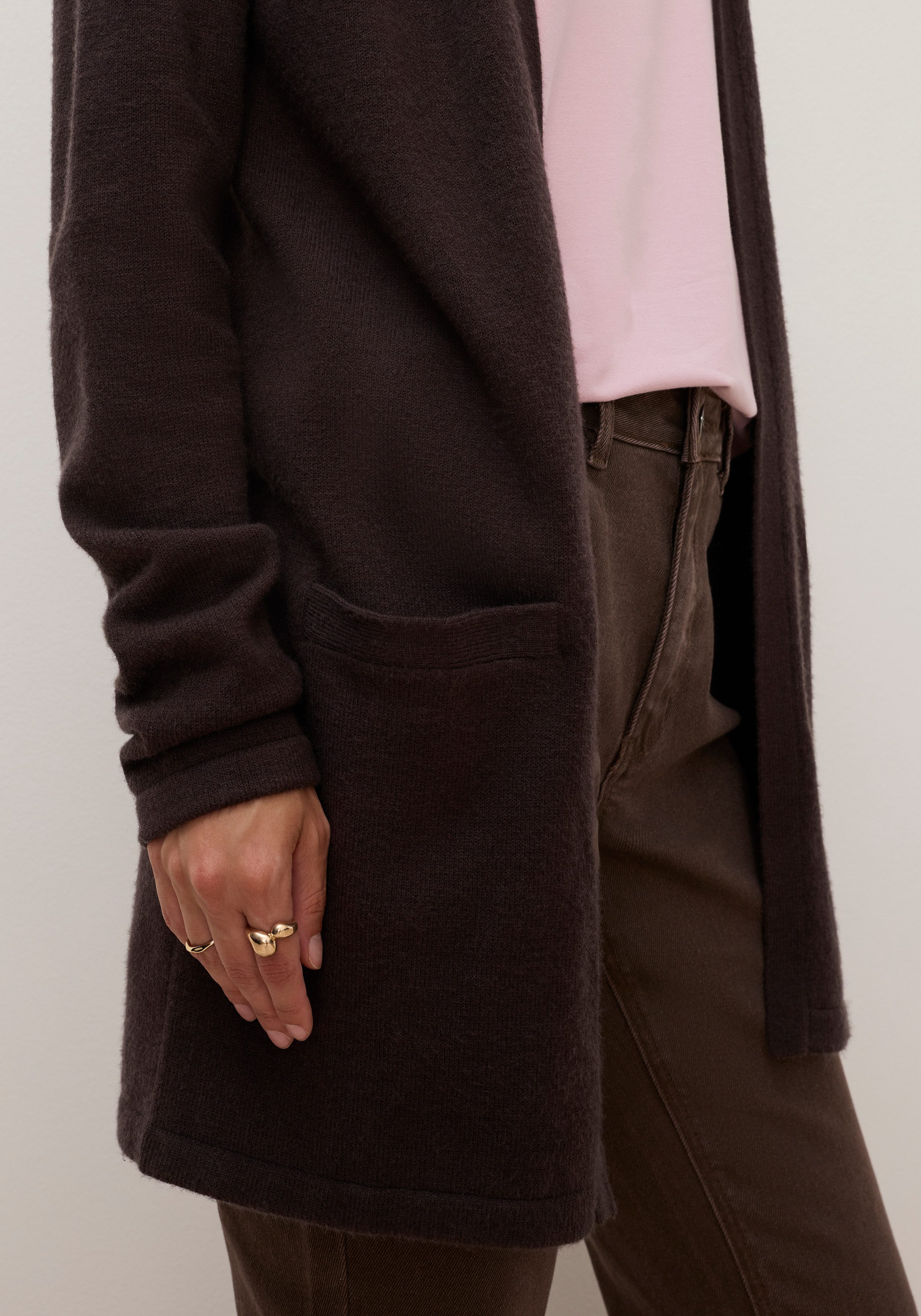 Tamaris Strickjacke mit Taschen, aus weicher Viskosemischung perfekt für laue Sommerabende