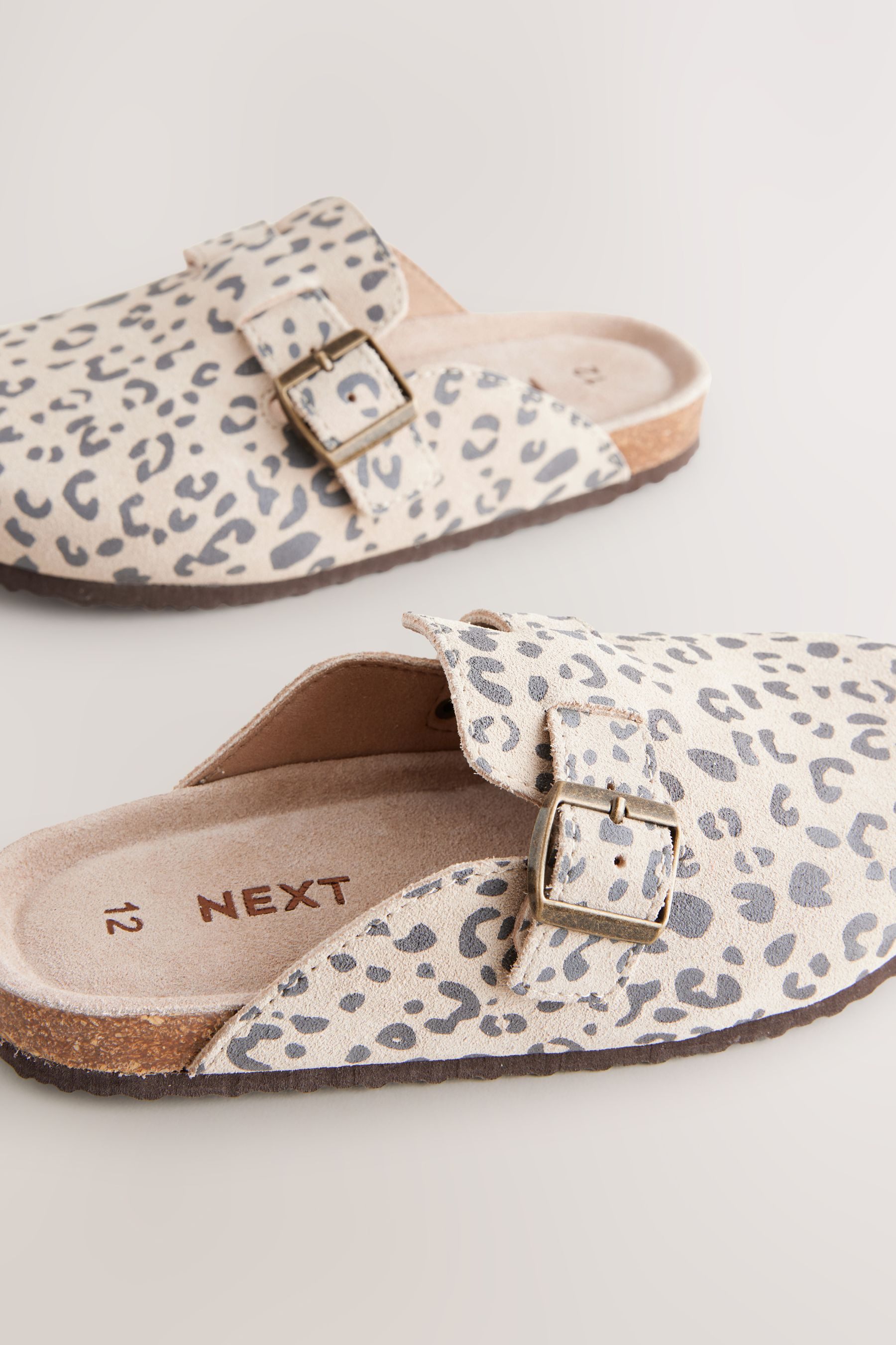 Next Clogs aus Veloursleder Clog (1-tlg) günstig online kaufen