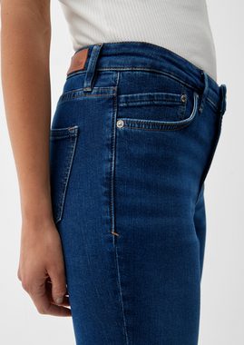 s.Oliver 5-Pocket-Jeans Jeans Beverly / Slim Fit / Mid Rise / Bootcut Leg Leder-Patch