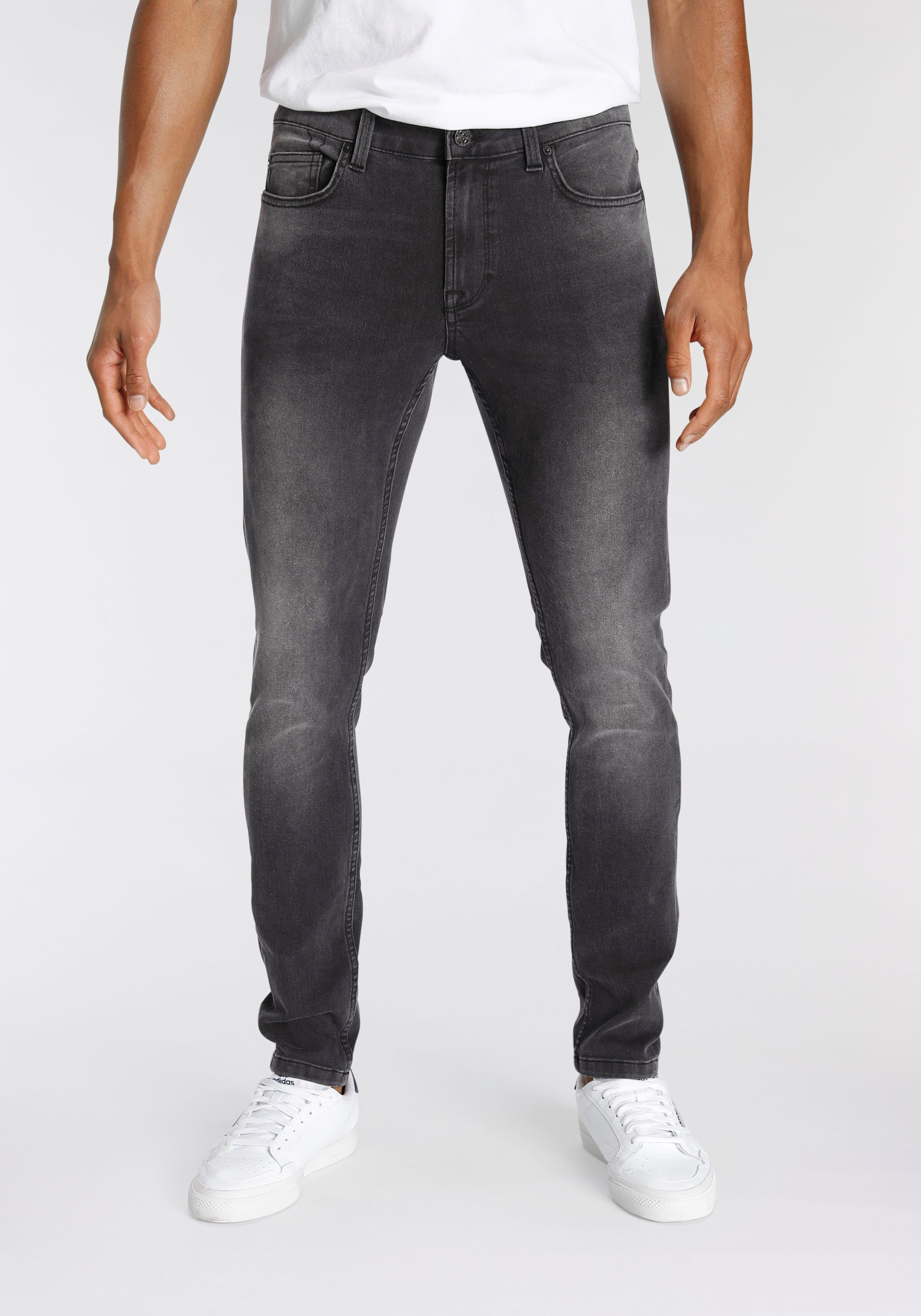 Günstige Herren Jeans kaufen » Bis zu 40% Rabatt | OTTO