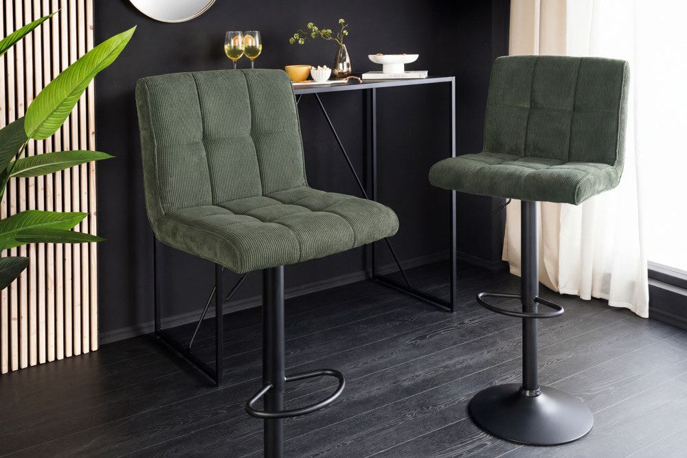 riess-ambiente Barhocker MODENA grün/schwarz - Cord, Metall, drehbar, höhenverstellbar (Einzelartikel, 1 St), Thekensitz mit Lehne und Ziersteppung - ideal für Küche und Wohnzimmer