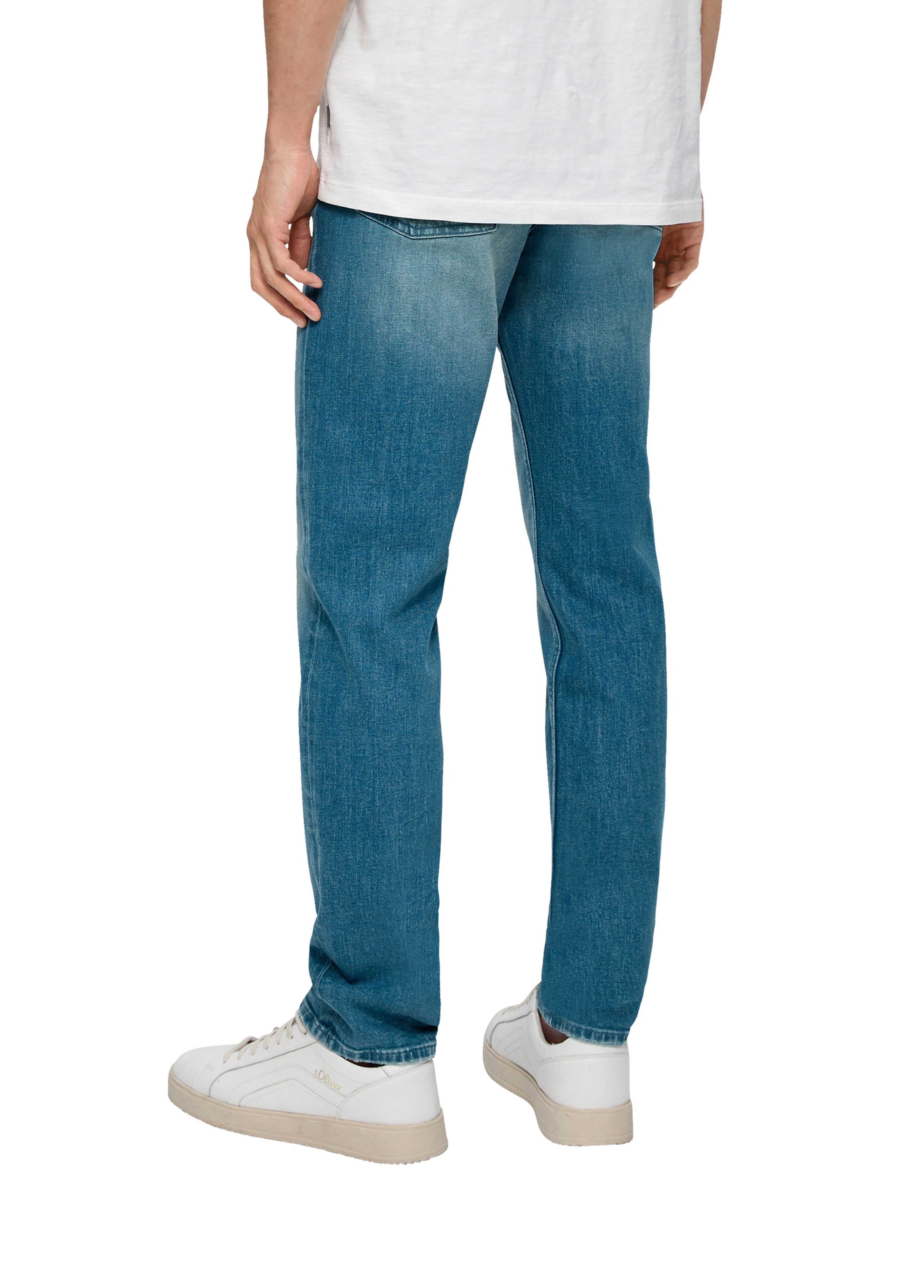 s.Oliver Stoffhose Slim Baumwollstretch Fit / Slim / Nelio Label-Patch Jeans Rise / / blau Leg Mid
