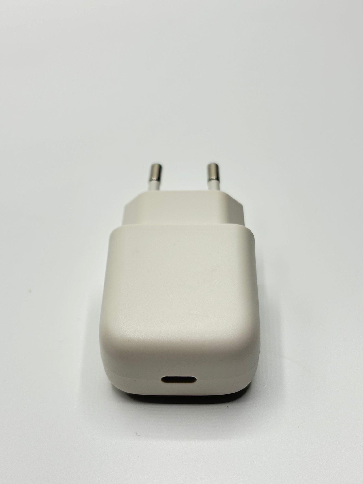 VEEV 10W Ladegerät USB C für iPhone und Samsung + 1 Meter Kabel Smartphone-Ladegerät (2000 mA, Spar-Set, 2-tlg., Kompatibel mit iPhone 17 Max Pro, iPhone 17/16/ – Bild 5 von 5