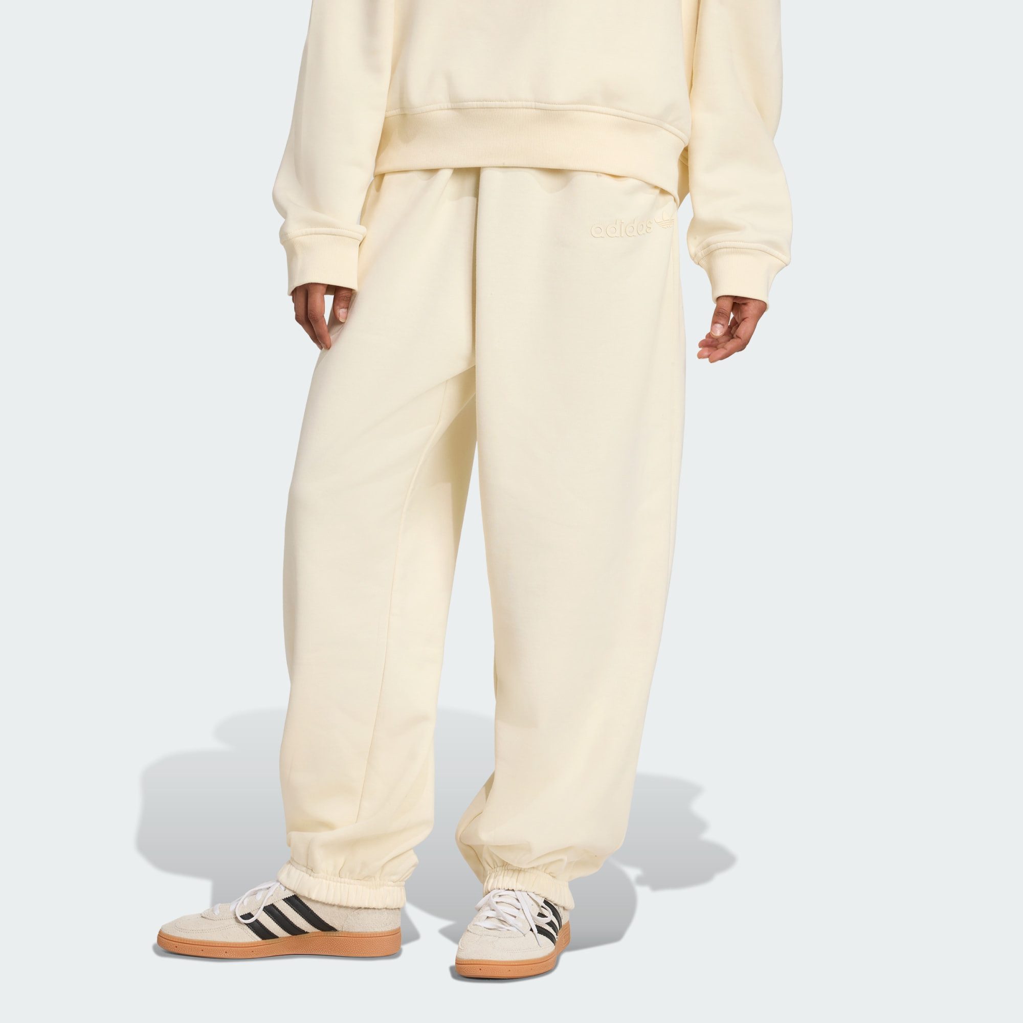 adidas Originals Laufshorts ESSENTIALS LINEAR OVERSIZED JOGGINGHOSE (1-tlg) günstig online kaufen