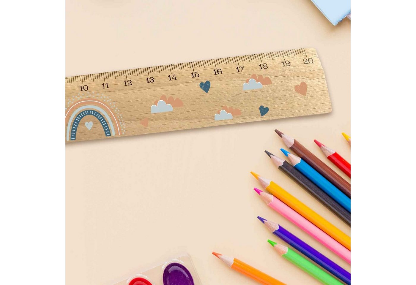 Thumbnail - GRAVURZEILE Lineal zur Einschulung im Regenbogen Design - 20 cm Holz Lineal, Geschenk für den Schulanfang für Jungen und...