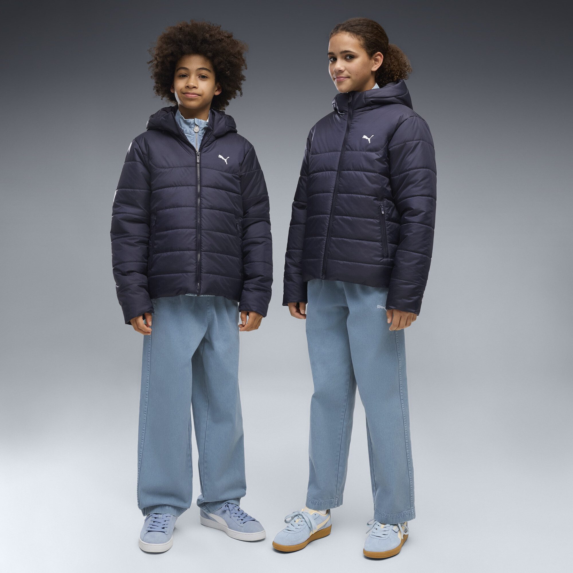 PUMA Winterjacke Essentials Wattierte Kapuzenjacke Jugendliche – Bild 4 von 5