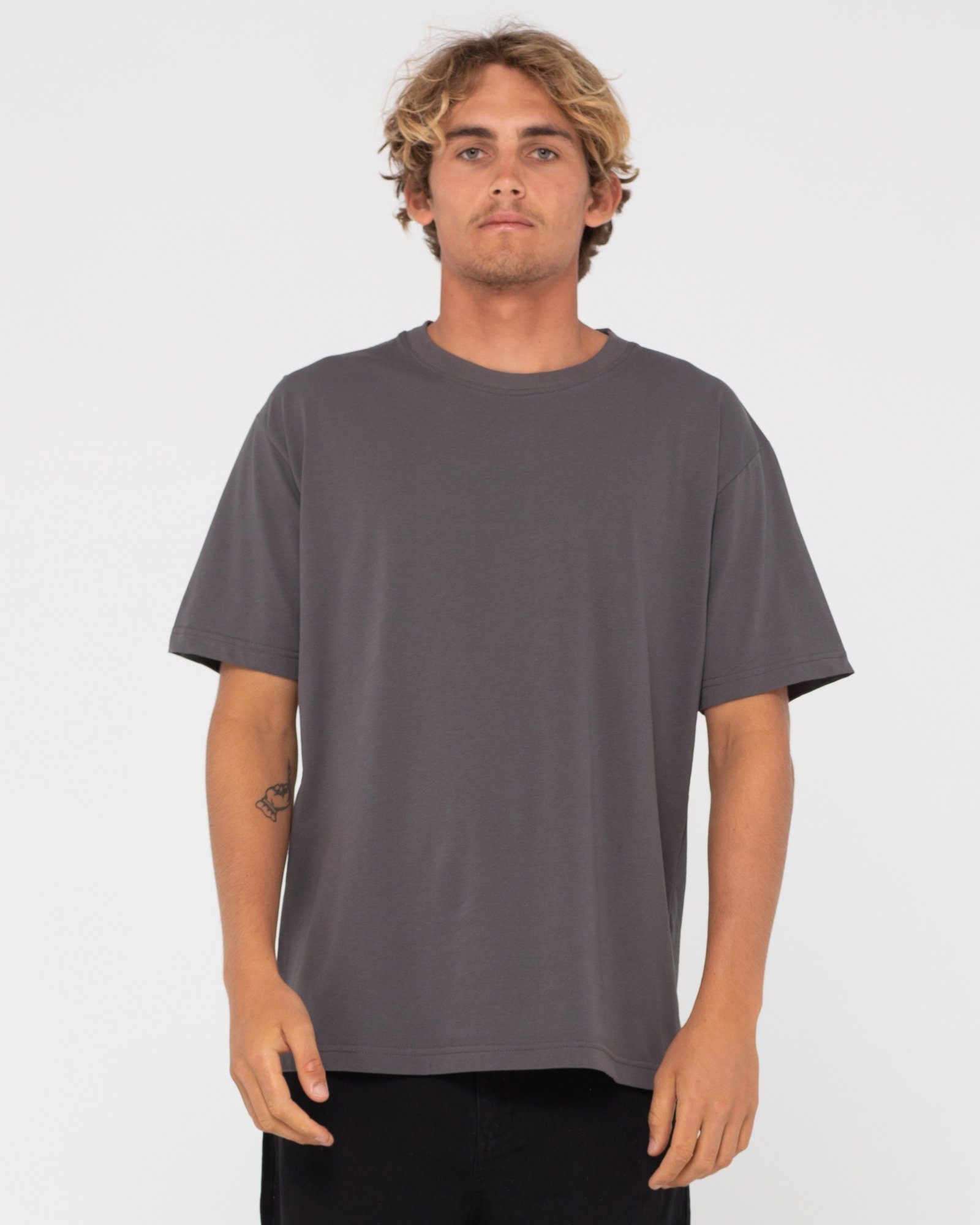 Rusty T-Shirt DELUXE BLANK S/S TEE Coal