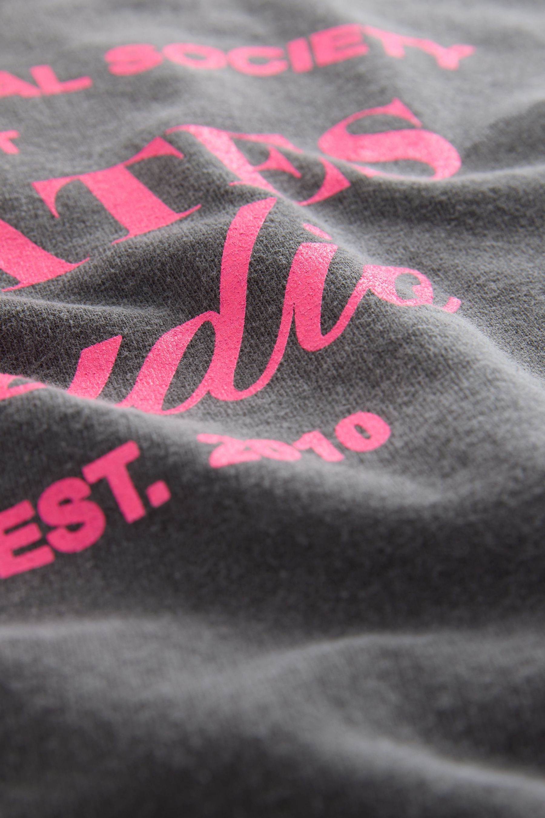 Next T-Shirt Kurzarm-T-Shirt mit Grafik, Pilates (1-tlg) – Bild 3 von 3