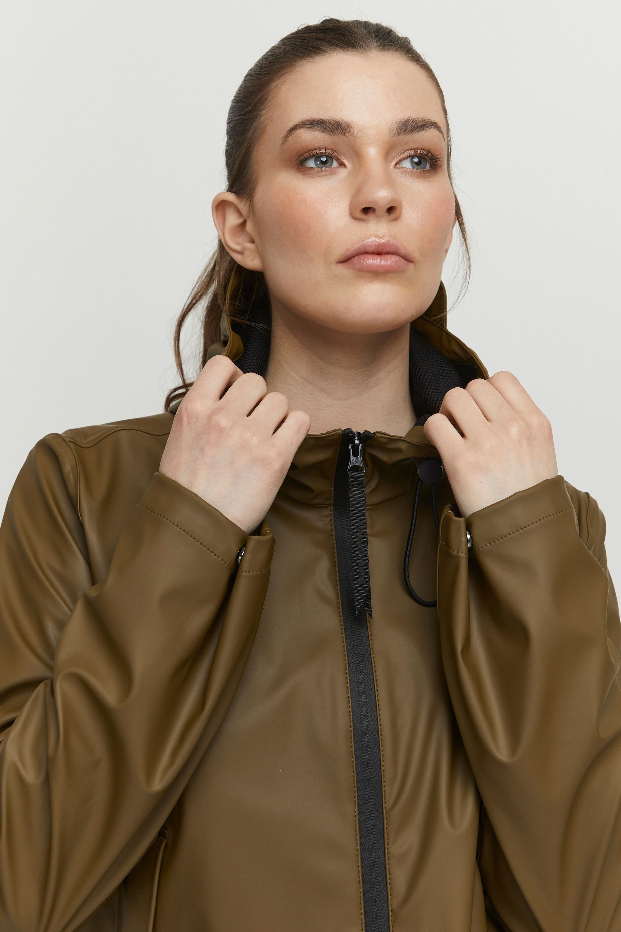 Military - 20811767 (190622) 3 Olive b.young BYAVAN COAT Regenjacke