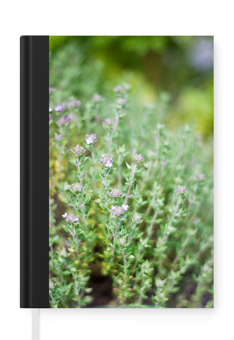 MuchoWow Notizbuch Nahaufnahme von wachsenden Thymianpflanzen in einem hübschen Garten, Journal, Merkzettel, Tagebuch, Notizheft, A5, 98 Seiten, Haushaltsbuch