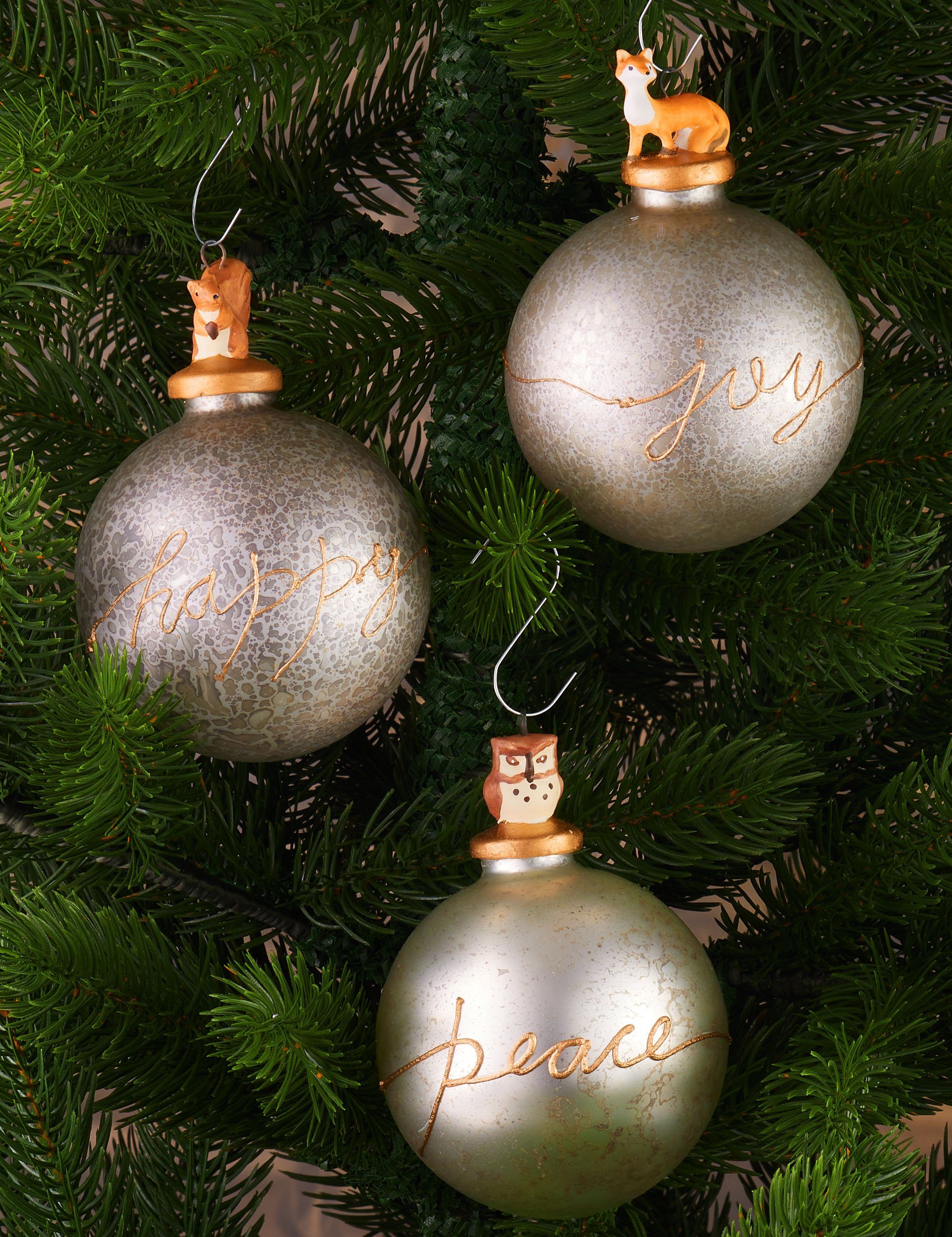 BRUBAKER Weihnachtsbaumkugel 3er Set Weihnachtskugeln - Premium Glas Baumkugeln mit Porzellan Figur (3 St), Moderne Weihnachtsdekoration - 8 cm Christbaumkugeln Christbaumschmuck