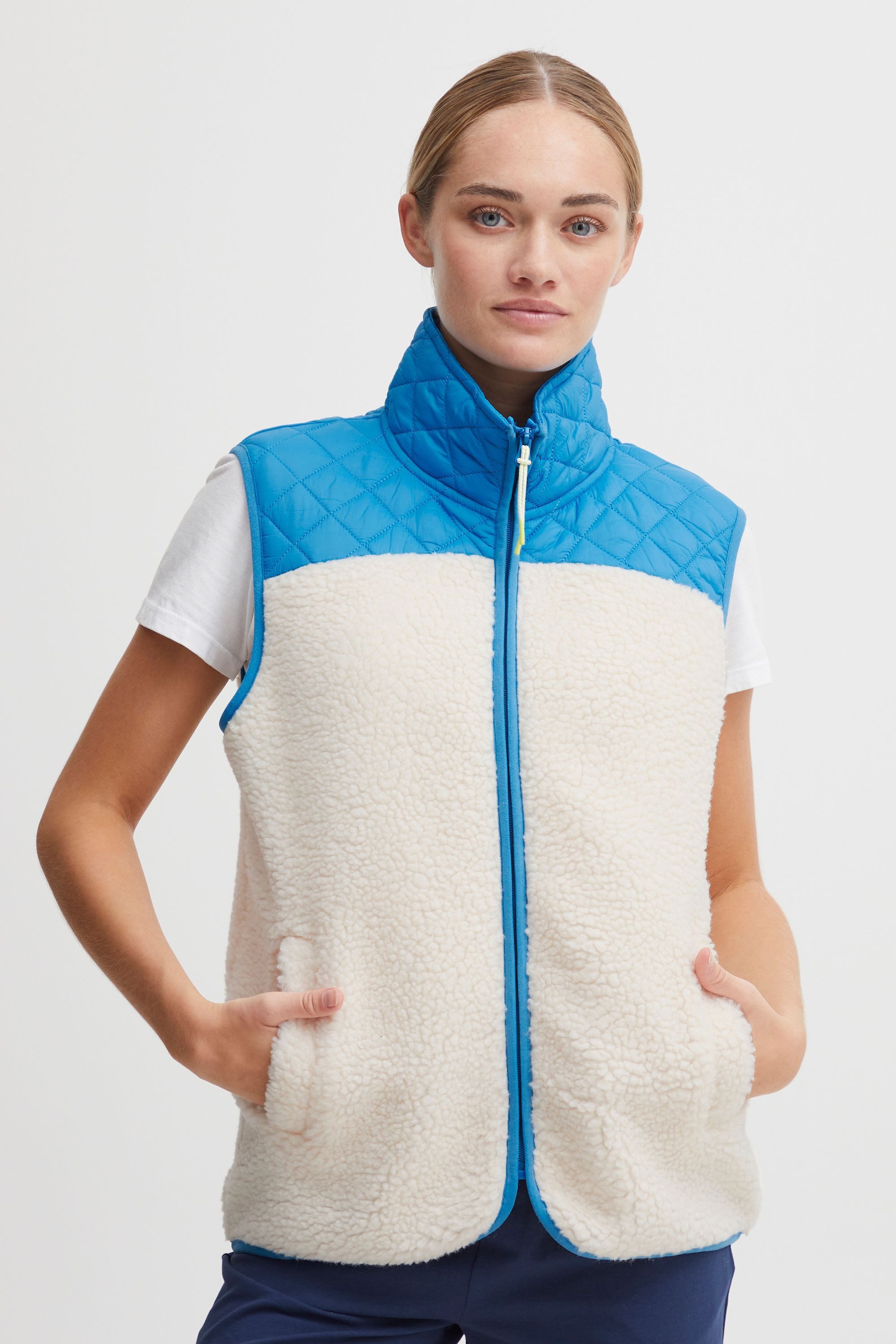 OXMO Fleeceweste OXBetty Modische Jacke günstig online kaufen