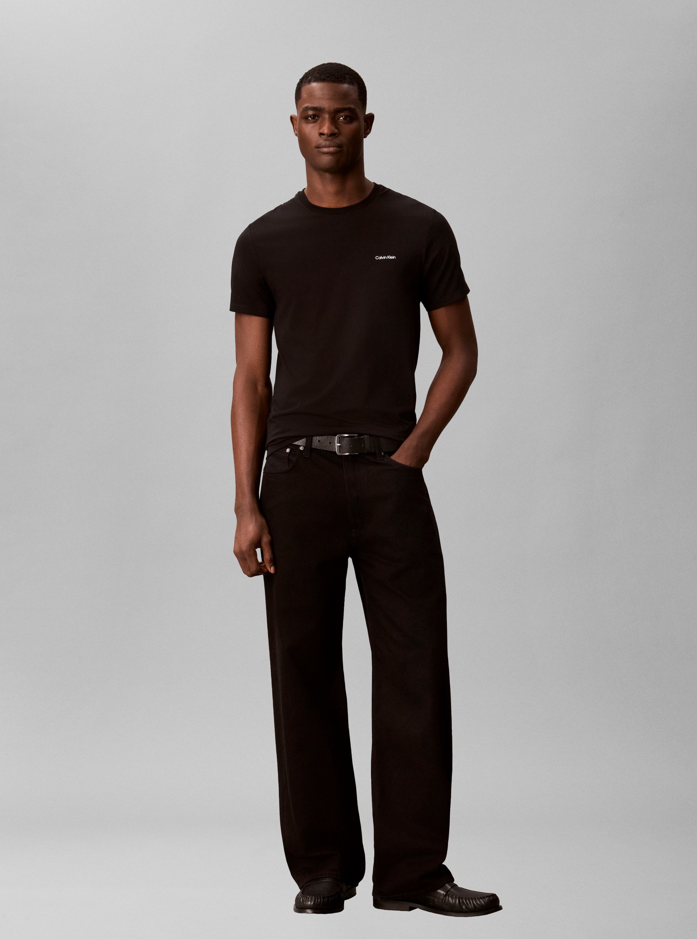 Calvin Klein Jeans T-Shirt SLIM STRETCH COTTON Slim fit mit Rundhalsausschnitt – Bild 4 von 5